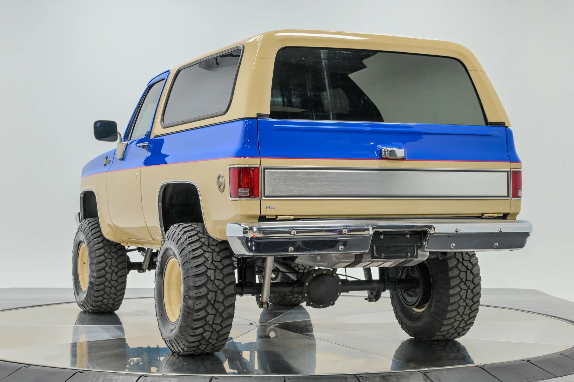1987 Chevrolet Blazer K5 Sierra 2D SUV 4WD - thumbnail 5