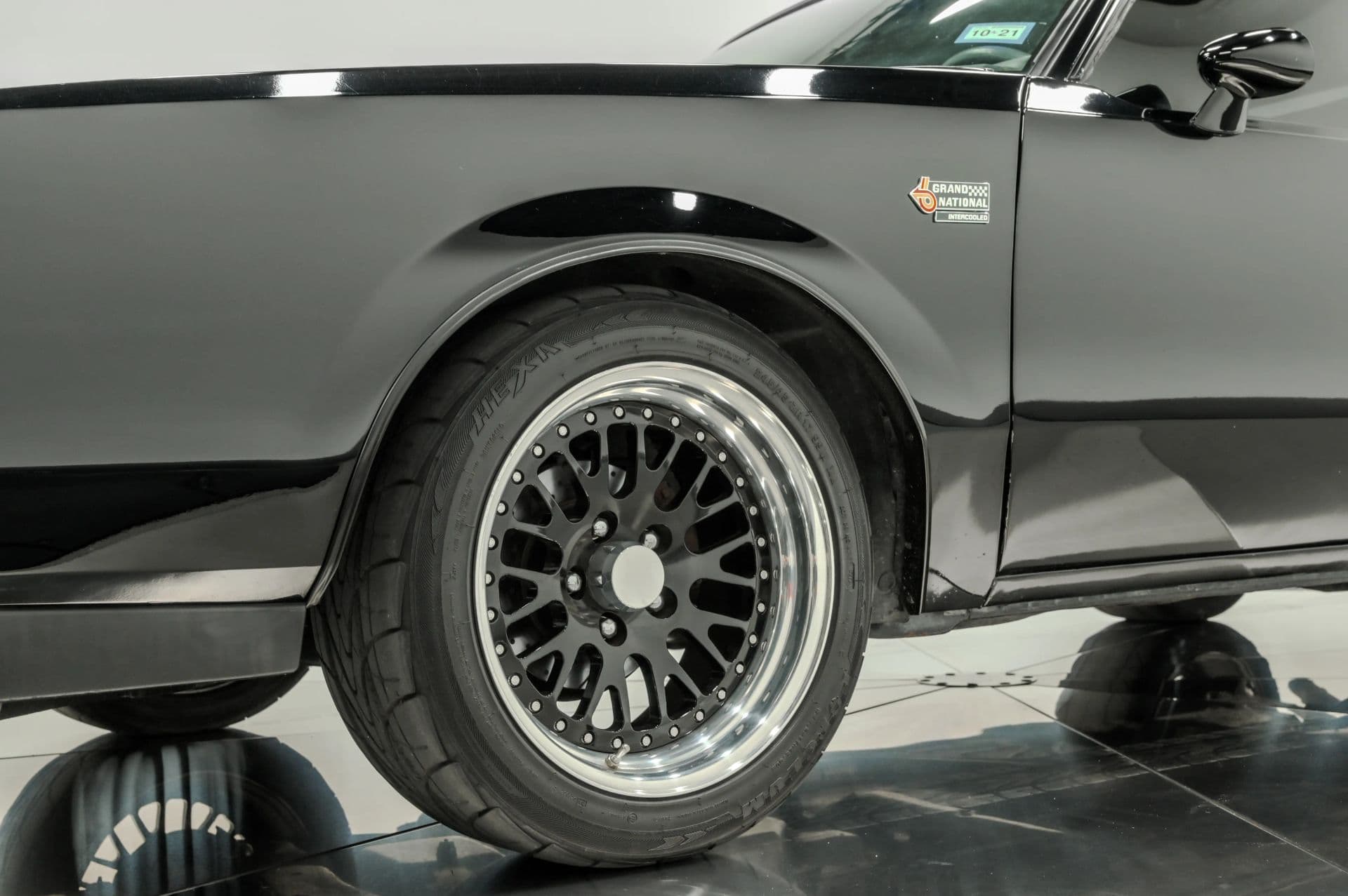 1987 Buick Grand National - thumbnail 18