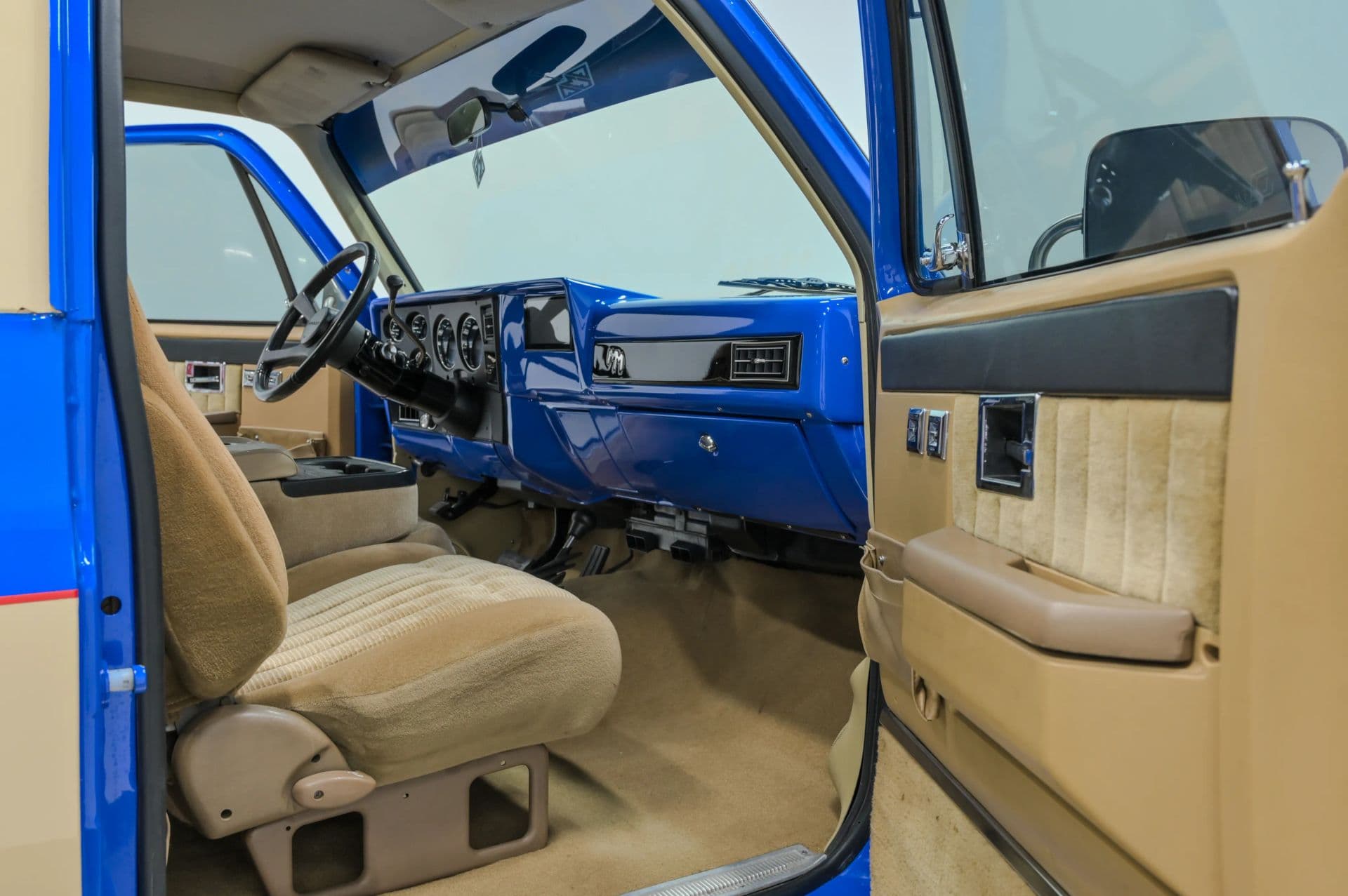 1987 Chevrolet Blazer K5 Sierra 2D SUV 4WD - thumbnail 43