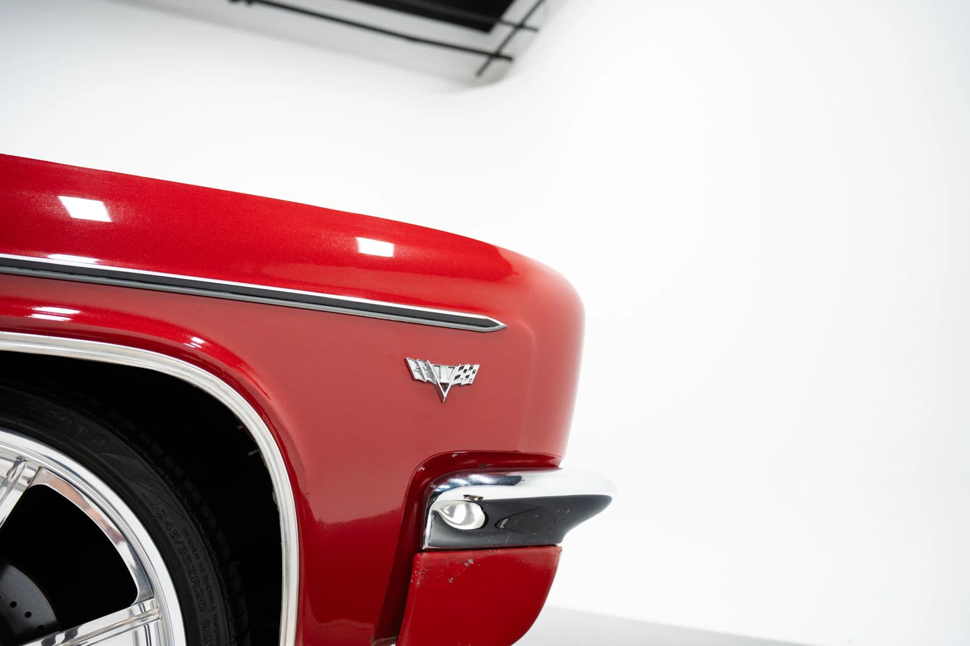 1966 Chevrolet Impala S - thumbnail 23