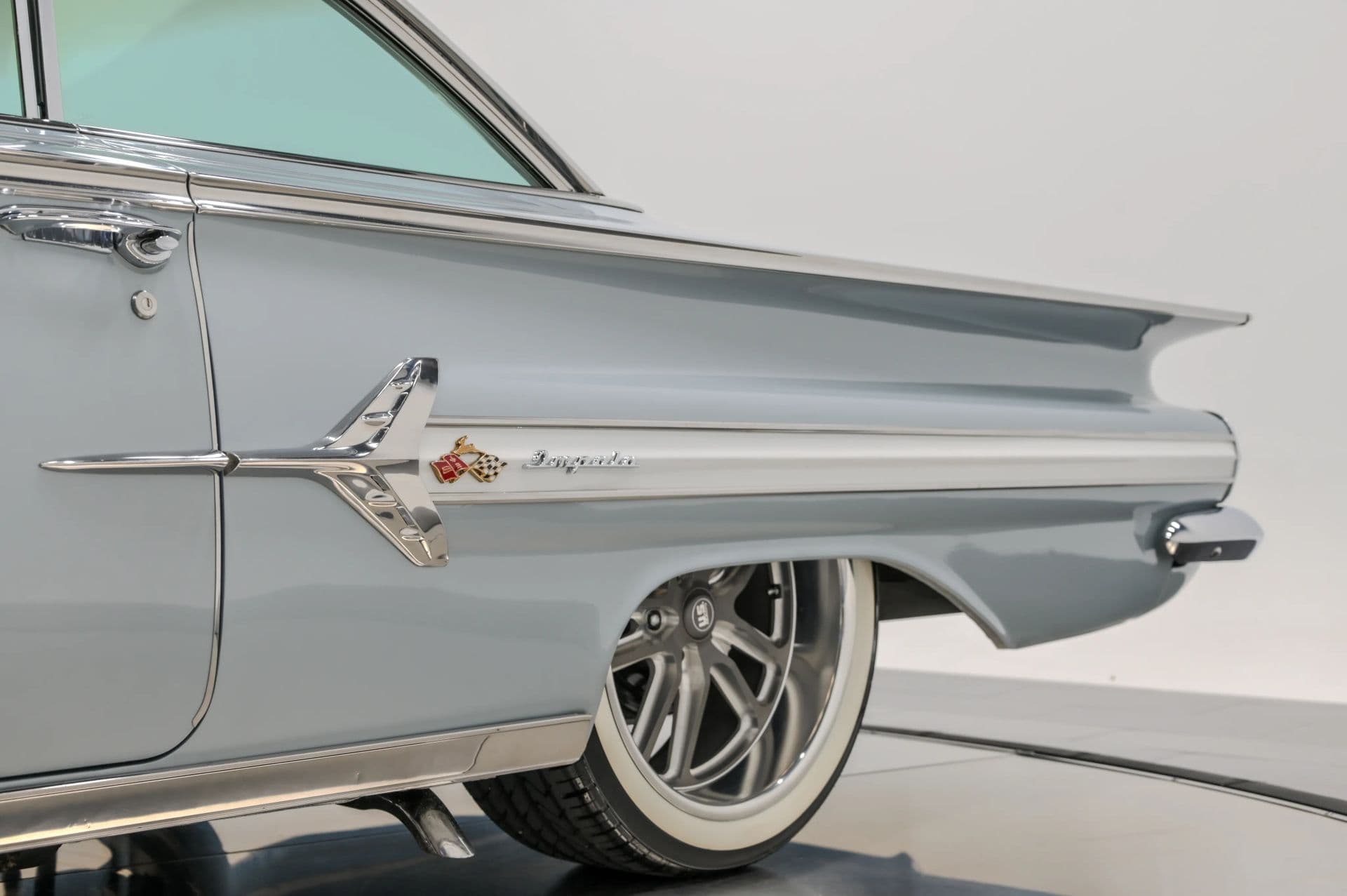 1960 Chevrolet Impala - thumbnail 25