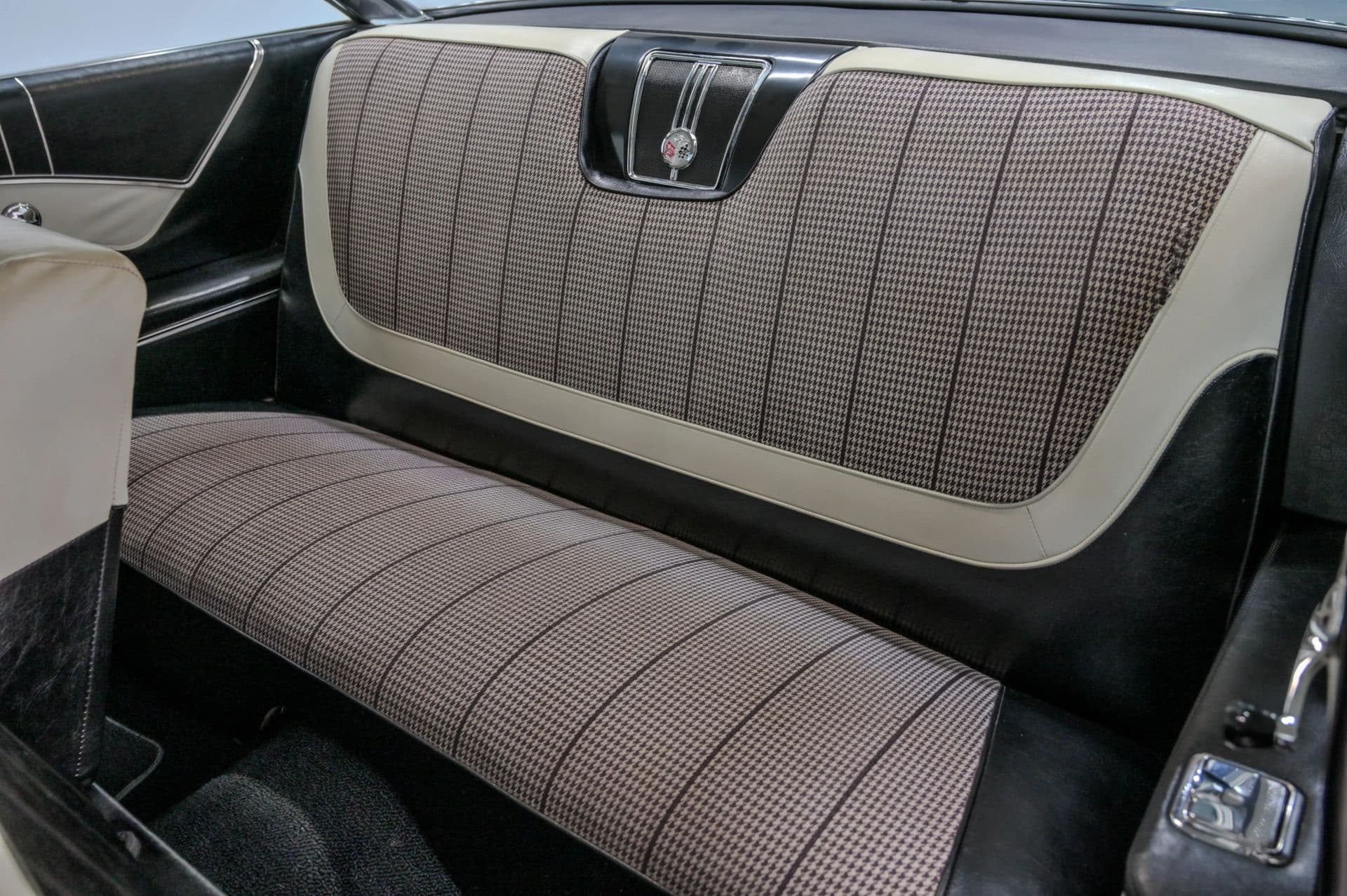 1960 Chevrolet Impala - thumbnail 42