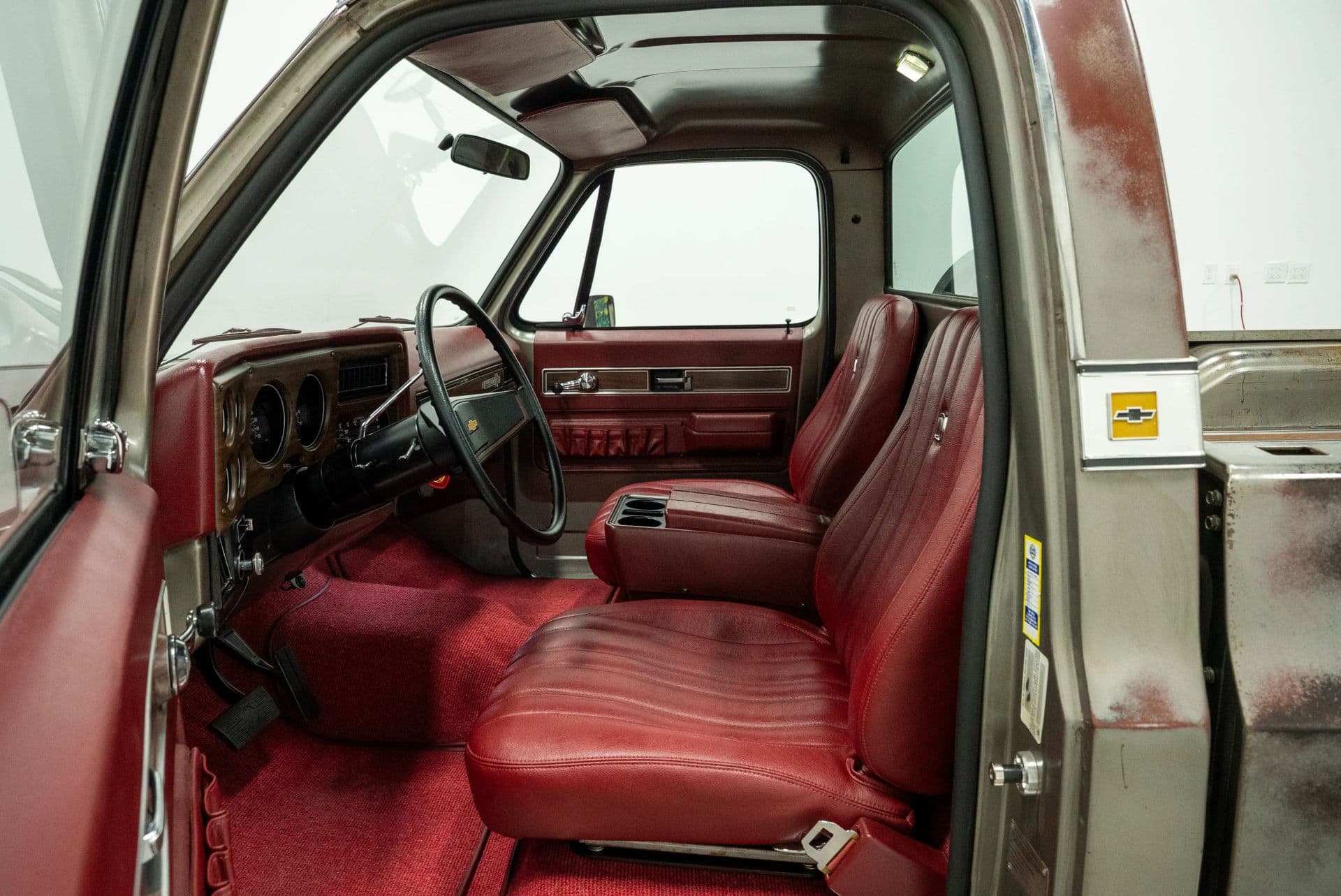 1975 Chevrolet C10 - thumbnail 38