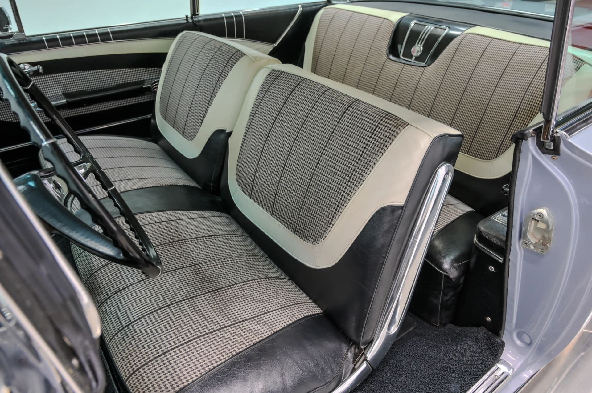 1960 Chevrolet Impala - thumbnail 40
