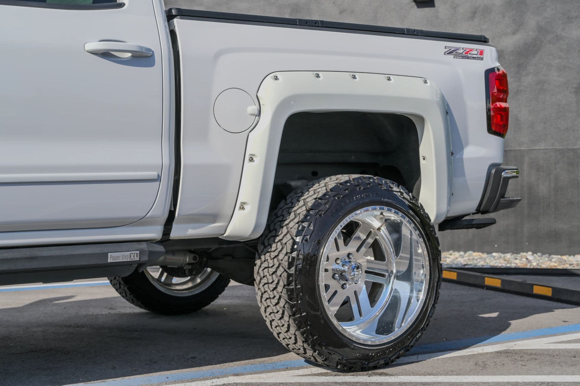 2015 Chevrolet Silverado 1500 Callaway Z71 LT Pickup 4D 5 3/4 ft - thumbnail 19