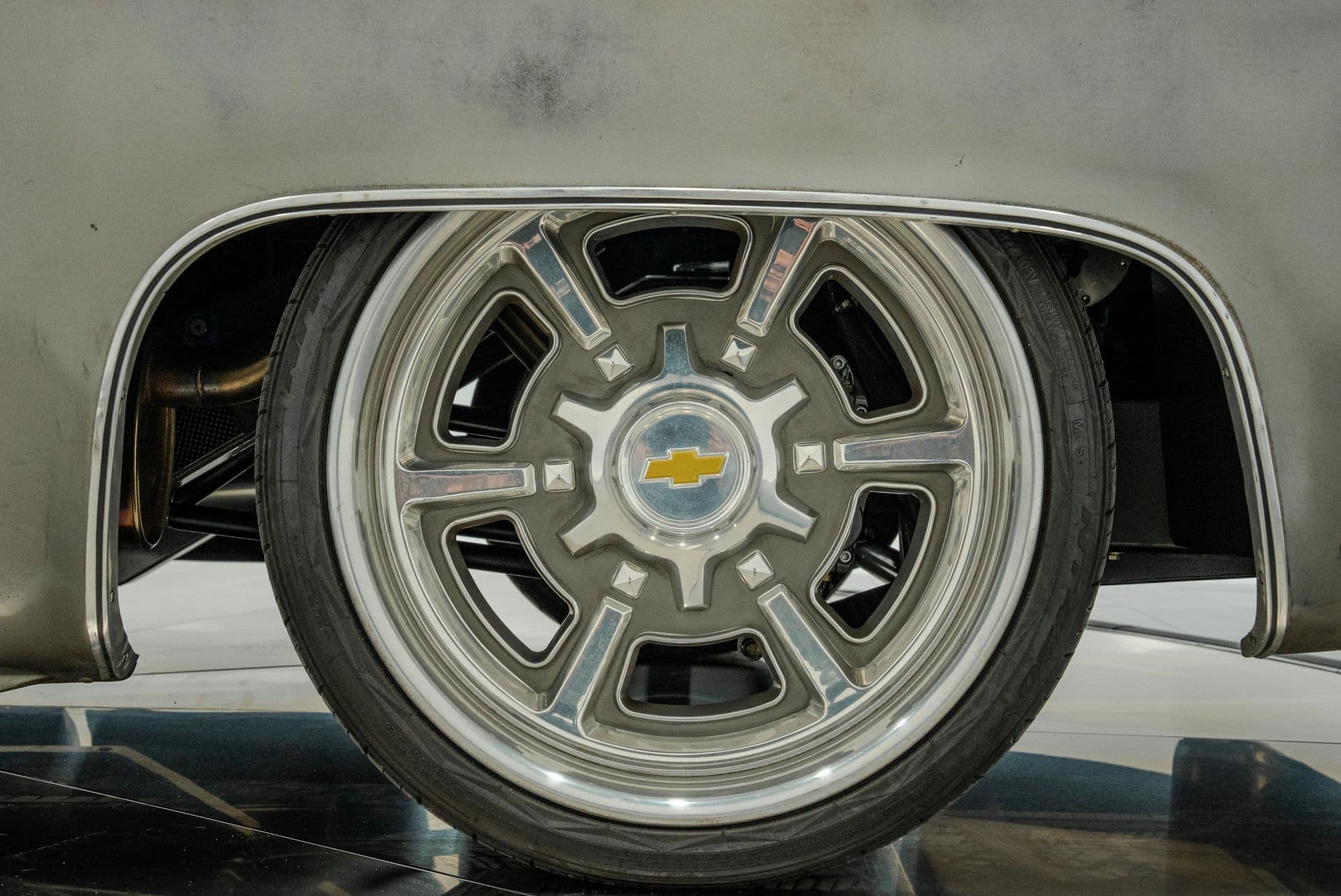 1975 Chevrolet C10 - thumbnail 24
