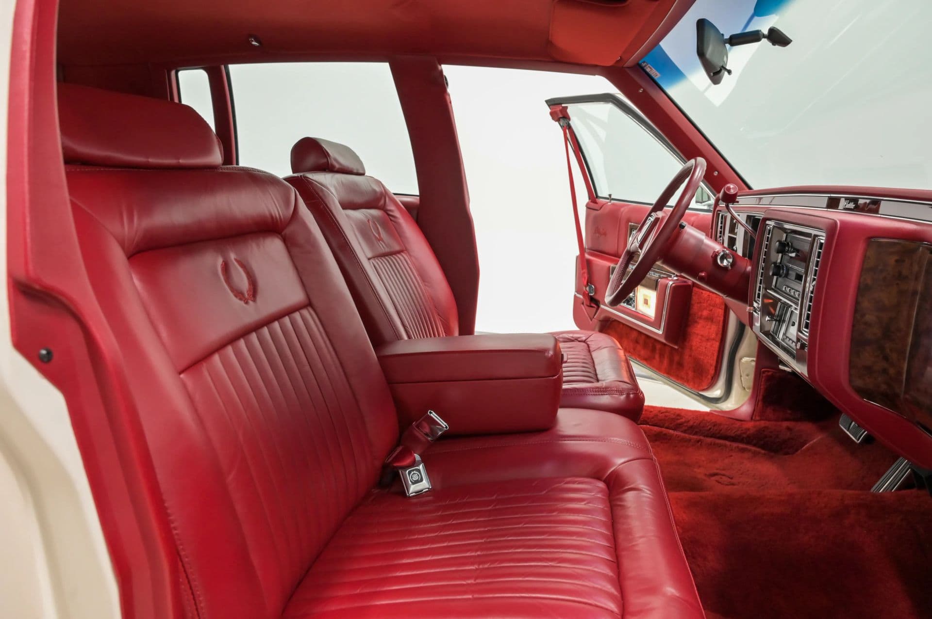 1990 Cadillac Brougham 4D Sedan RWD - thumbnail 55