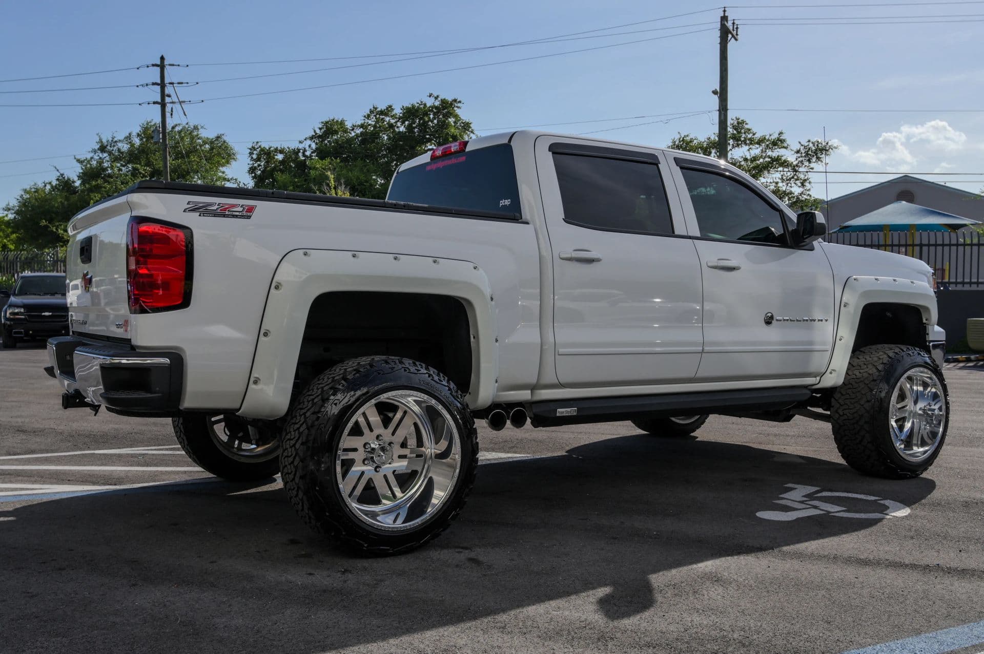 2015 Chevrolet Silverado 1500 Callaway Z71 LT Pickup 4D 5 3/4 ft - thumbnail 9