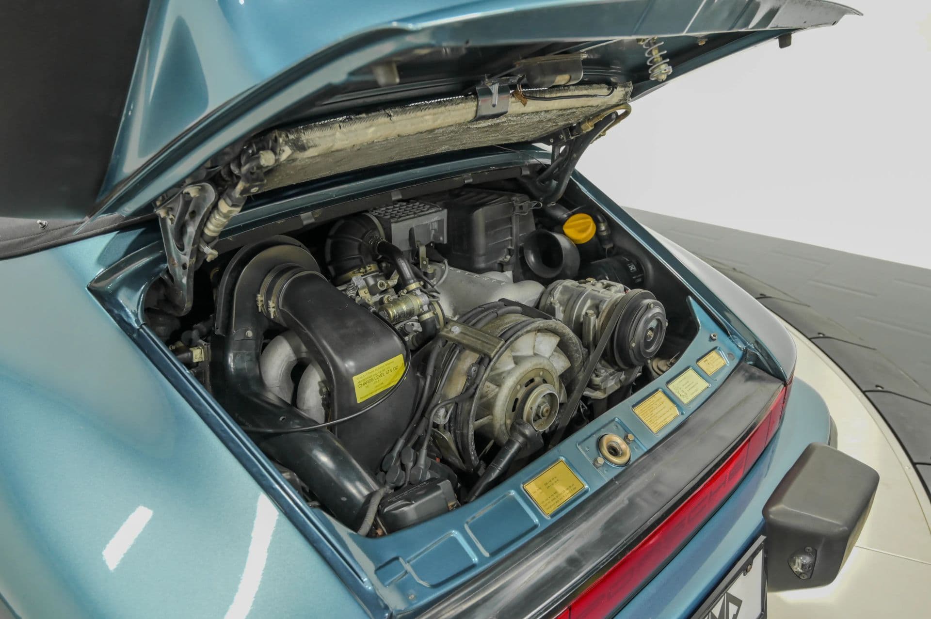 1987 Porsche 911 2D Cabriolet - thumbnail 47
