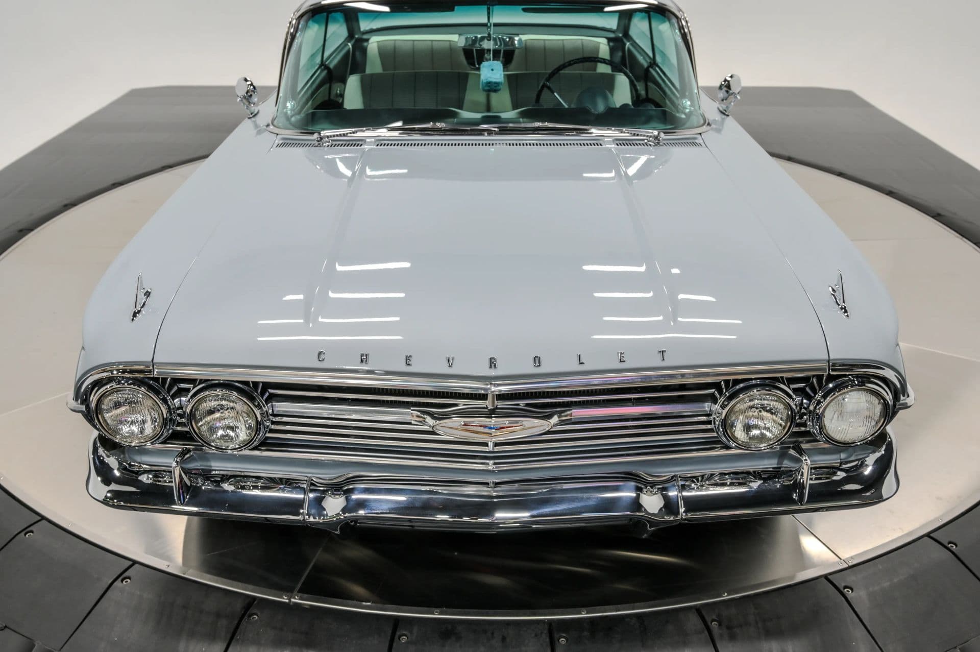 1960 Chevrolet Impala - thumbnail 16