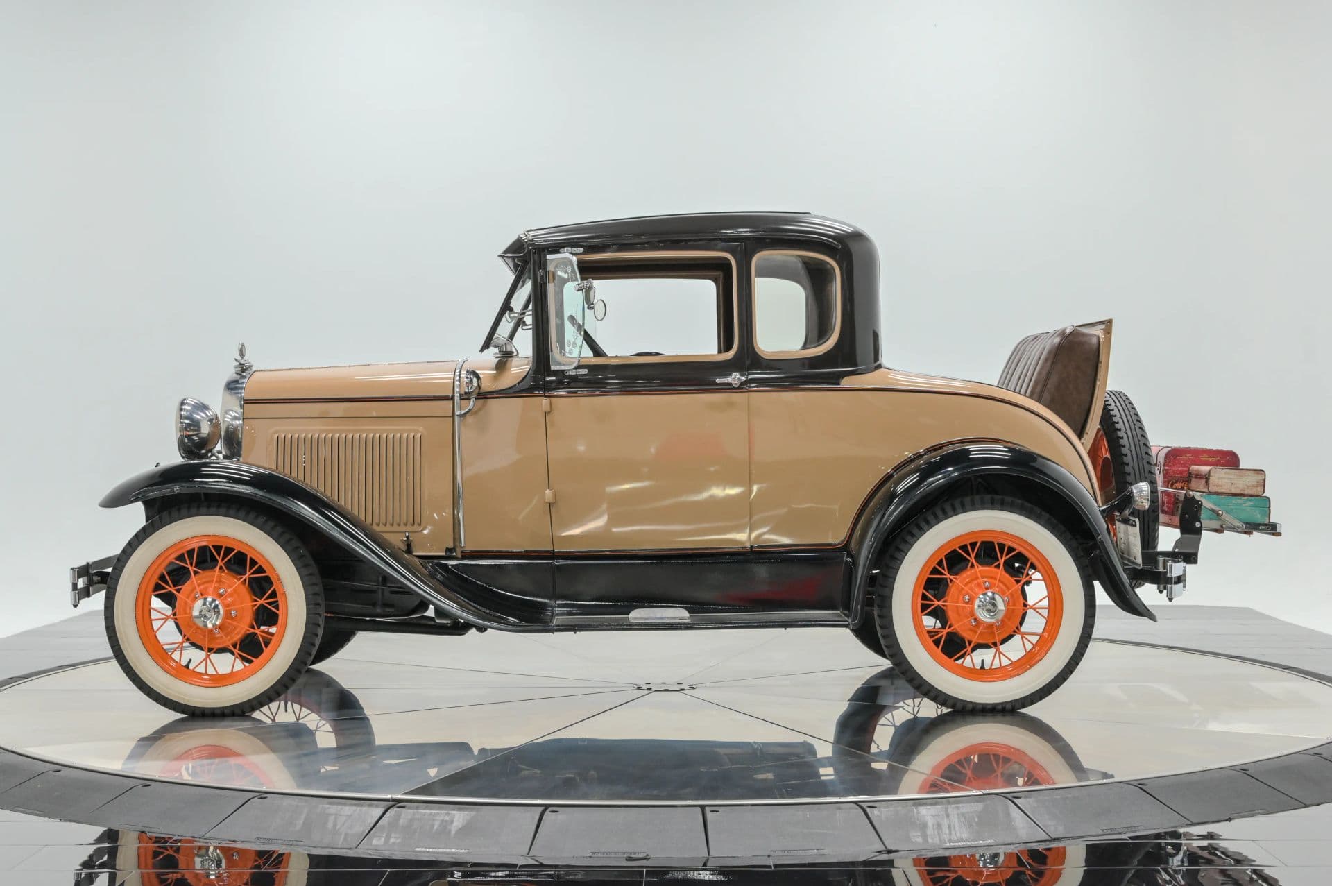 1930 Ford Model A - thumbnail 3