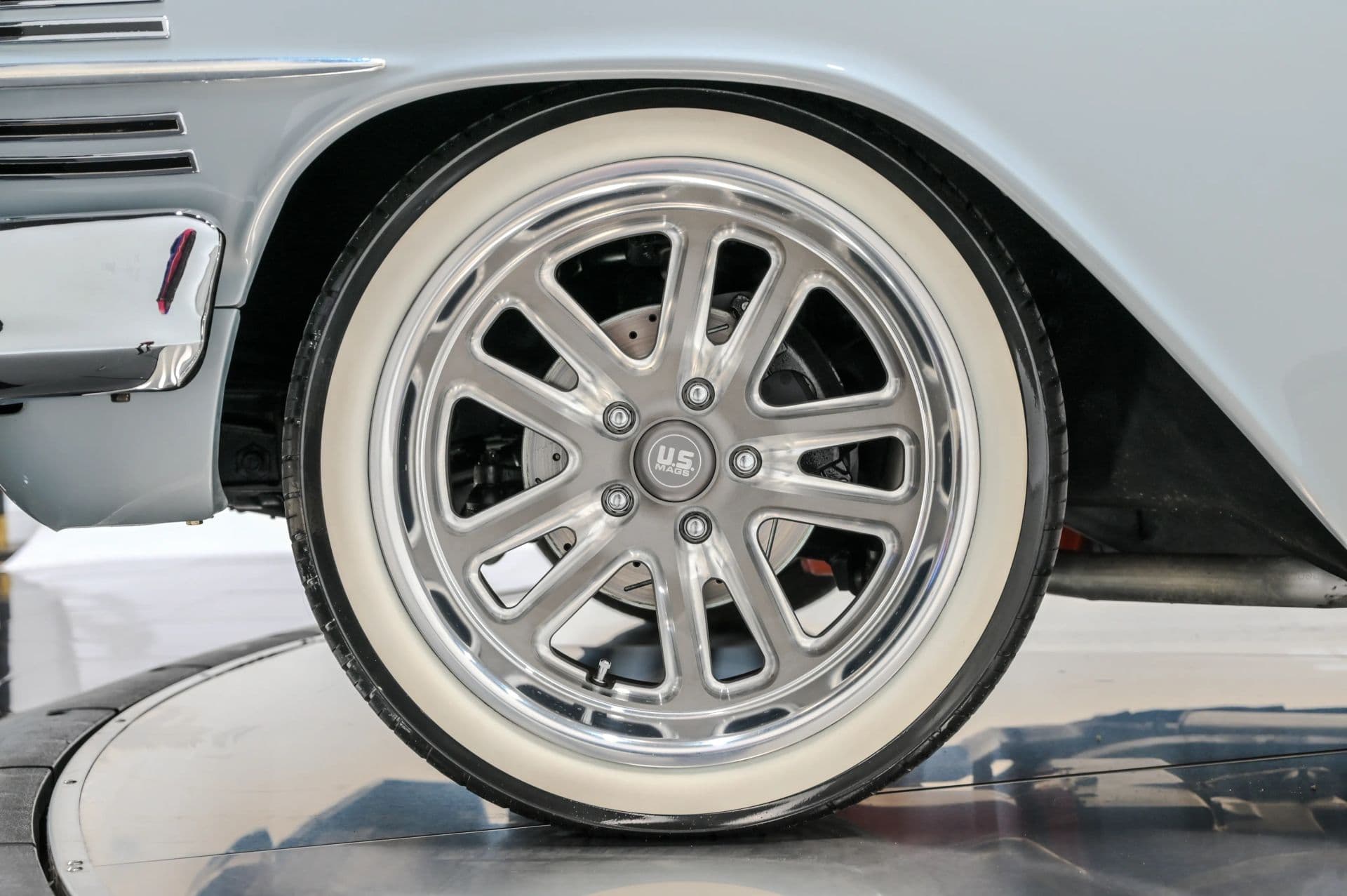 1960 Chevrolet Impala - thumbnail 21