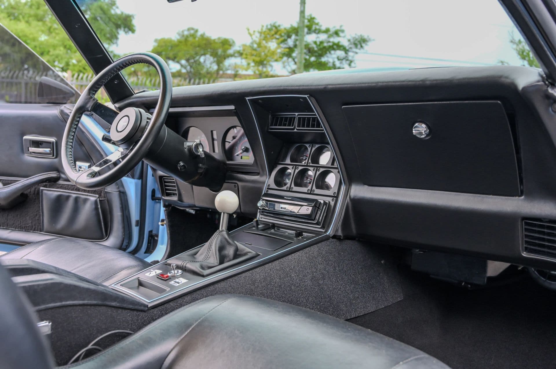 1981 Chevrolet Corvette 2D Coupe - thumbnail 38