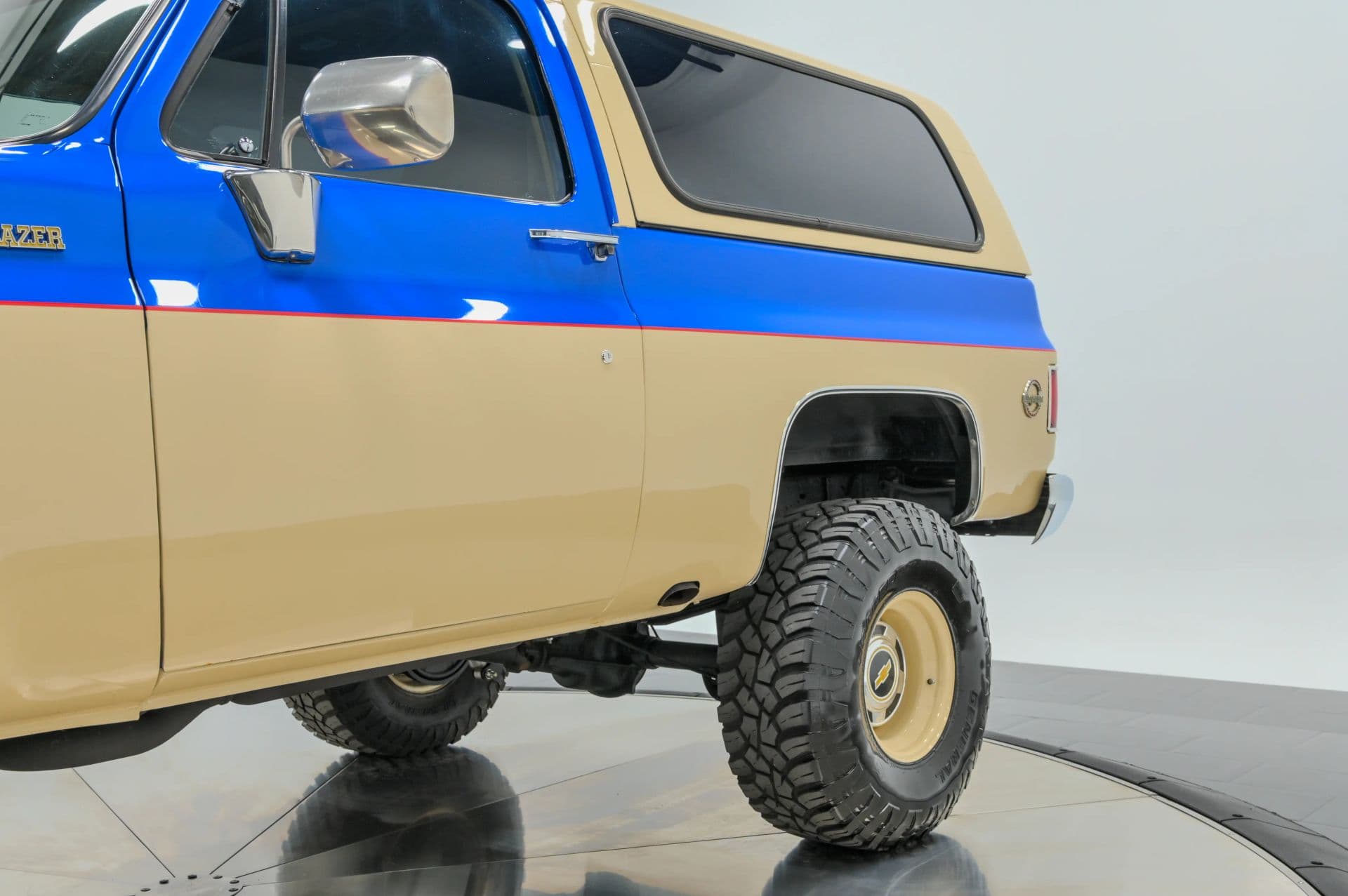 1987 Chevrolet Blazer K5 Sierra 2D SUV 4WD - thumbnail 23