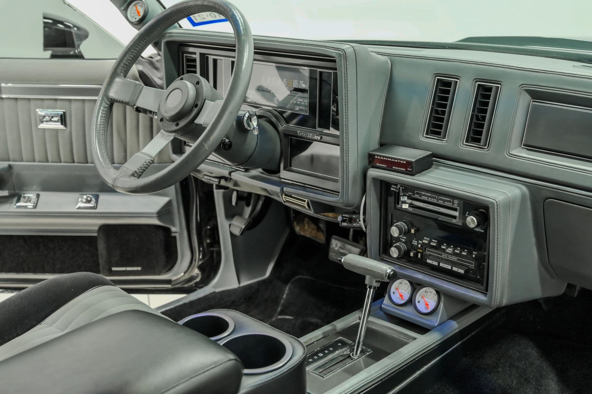 1987 Buick Grand National - thumbnail 43