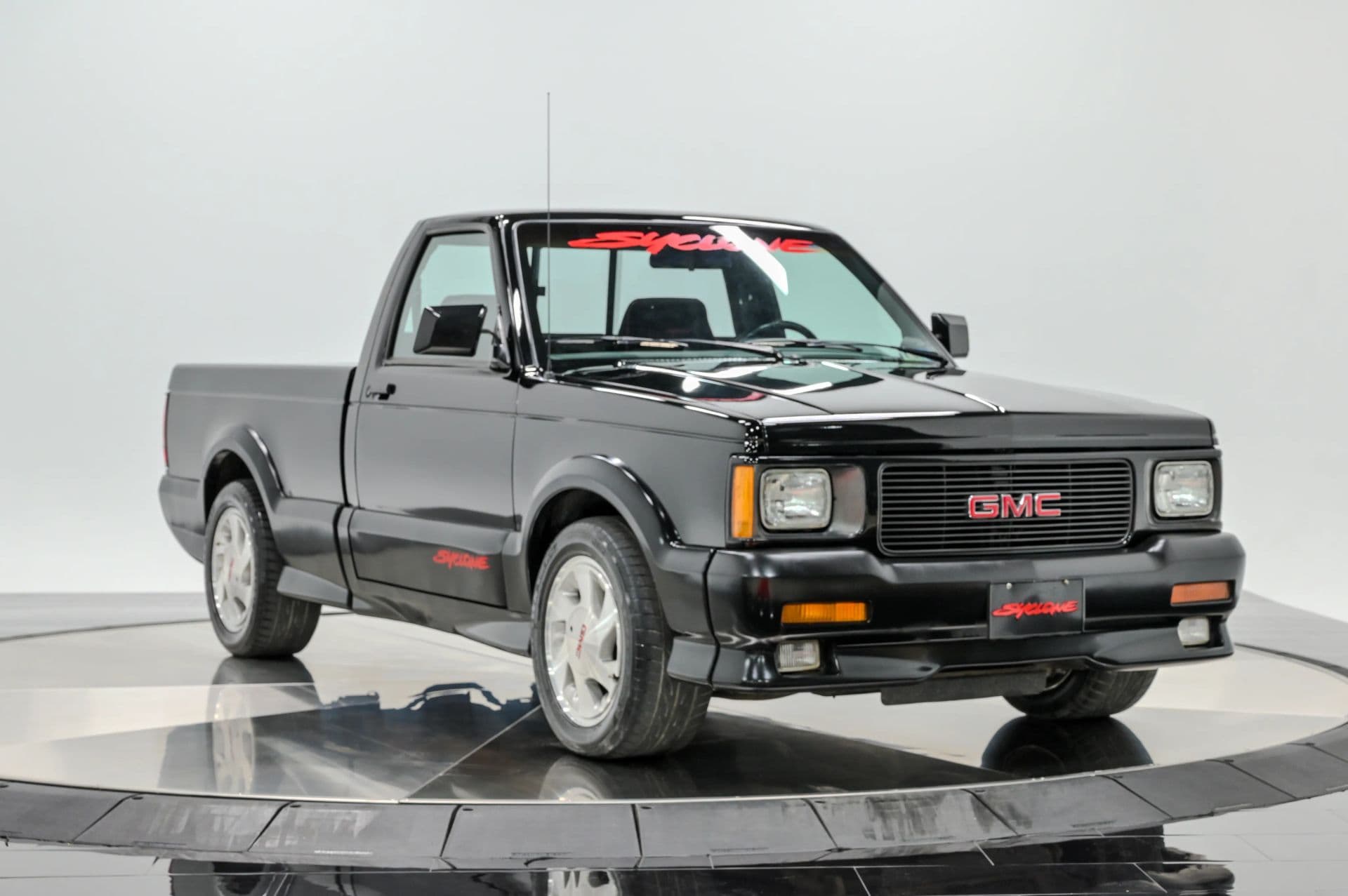 1991 GMC Sonoma SLS Reg Cab 4WD - thumbnail 11