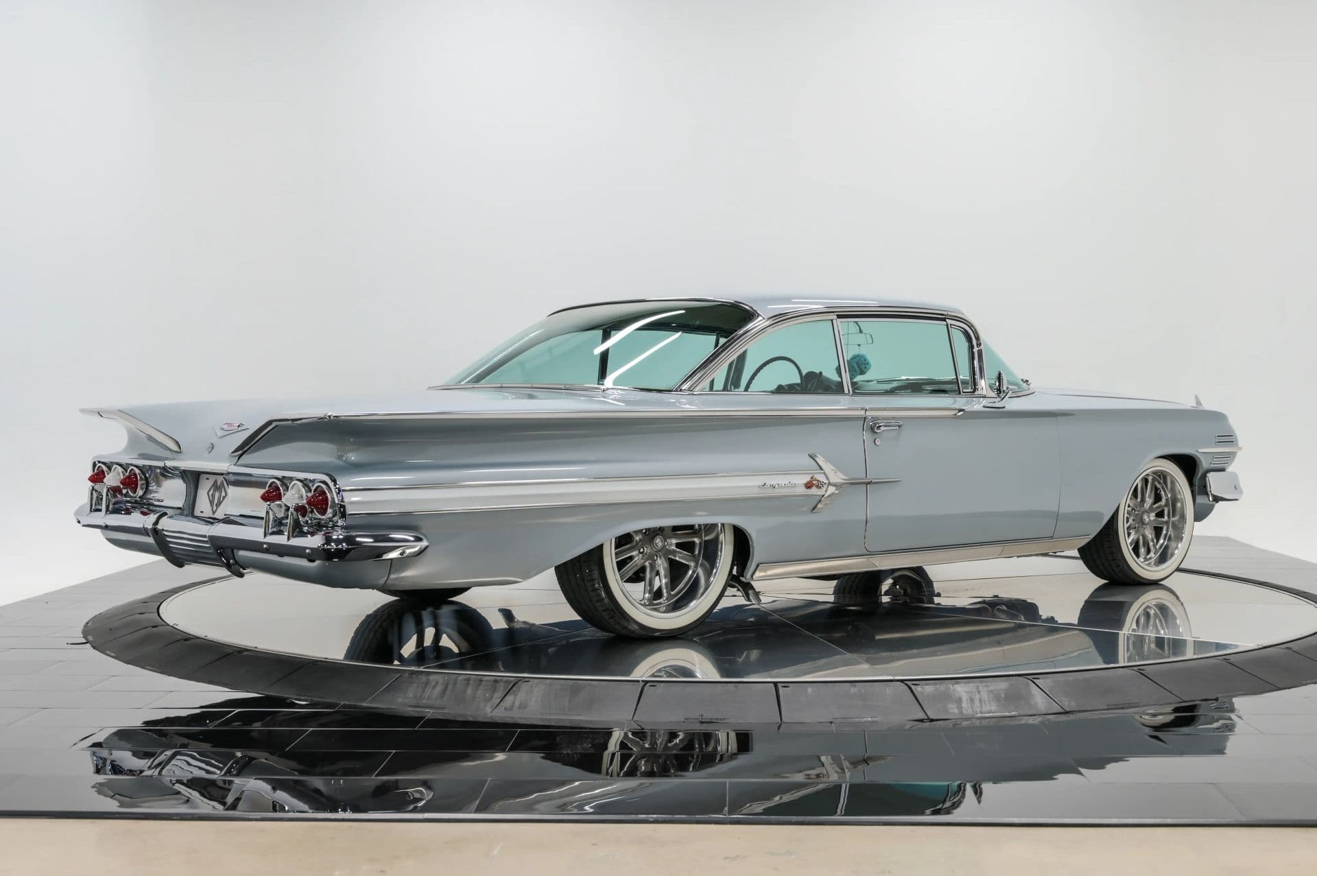 1960 Chevrolet Impala - thumbnail 8