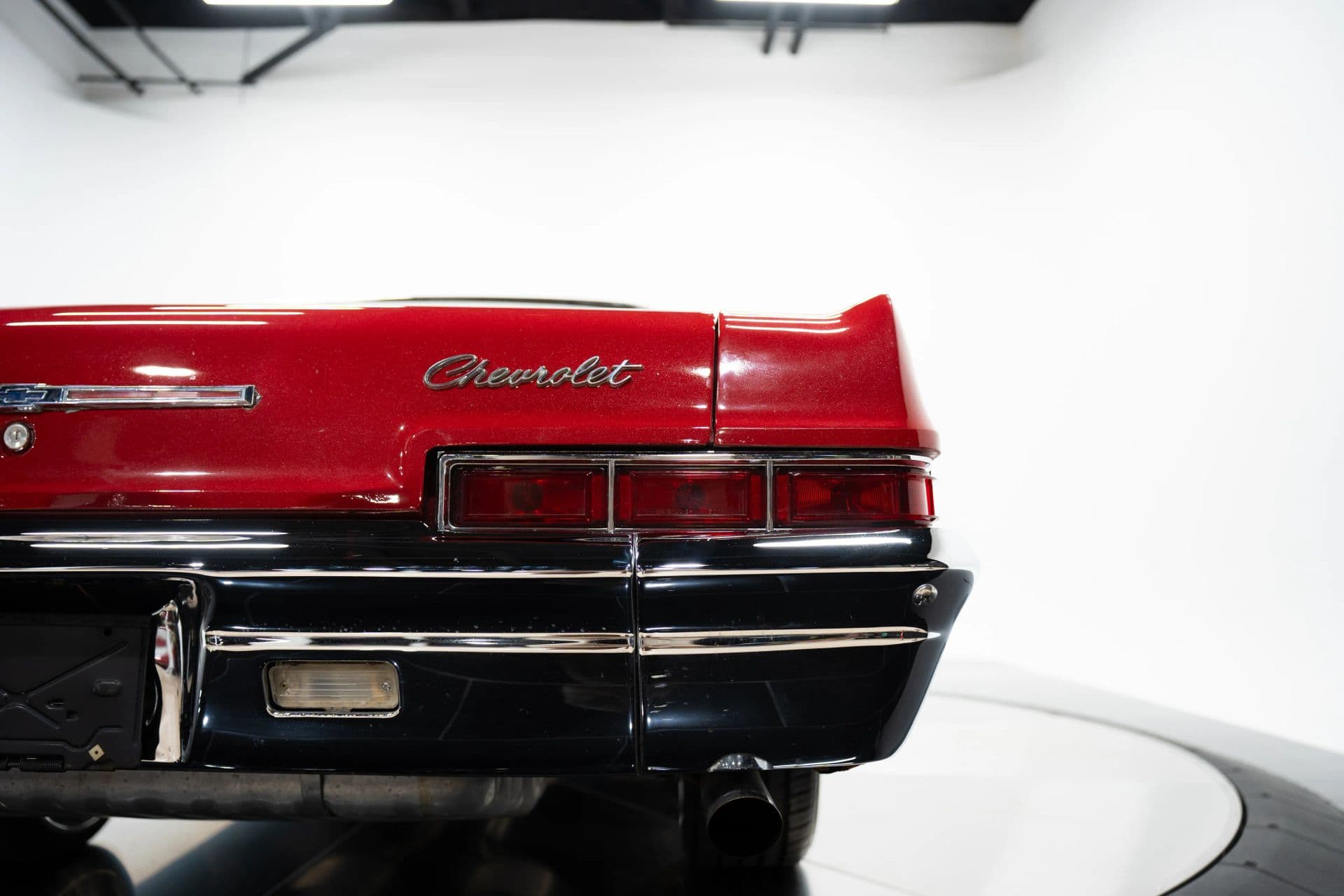 1966 Chevrolet Impala S - thumbnail 10