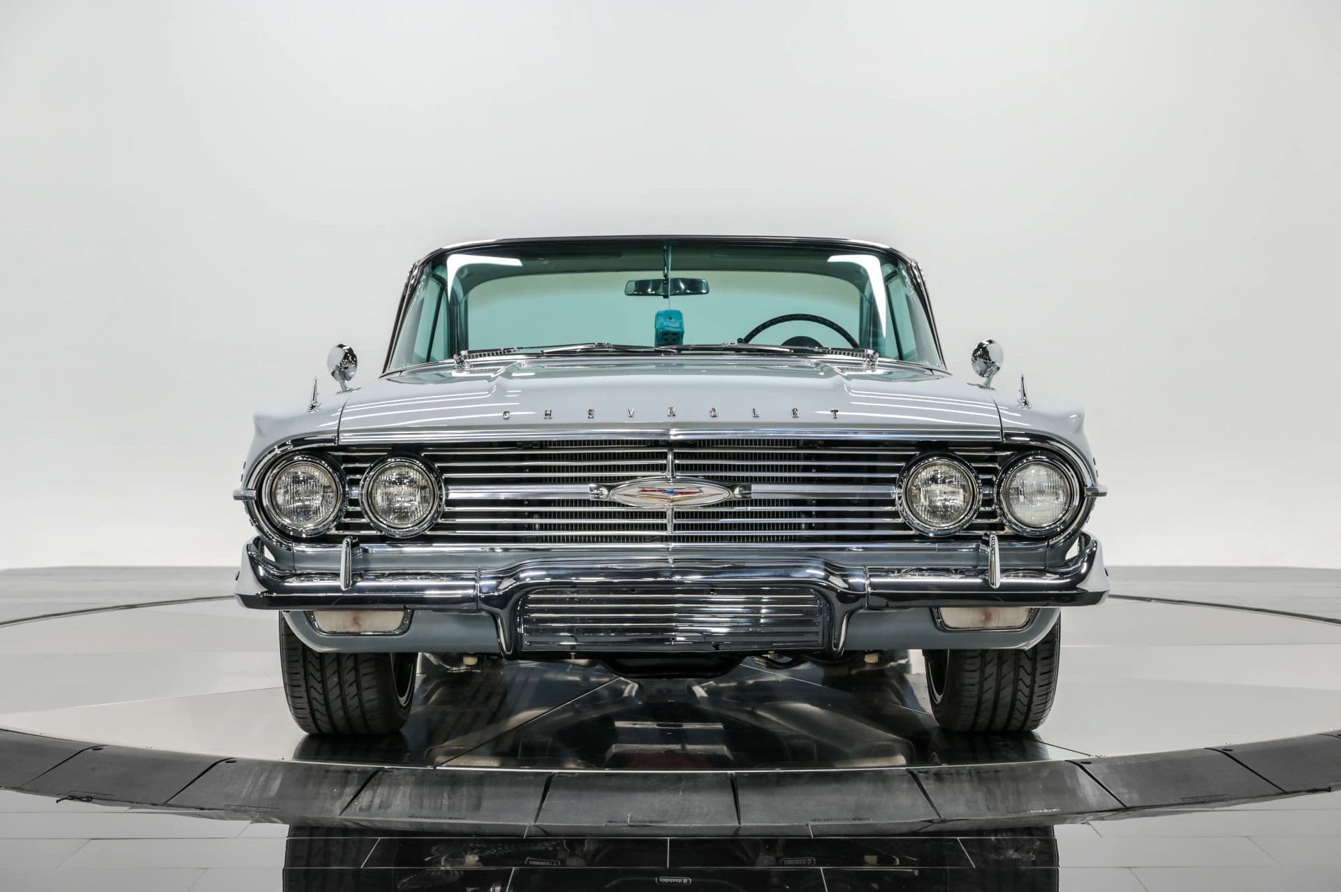 1960 Chevrolet Impala - thumbnail 12