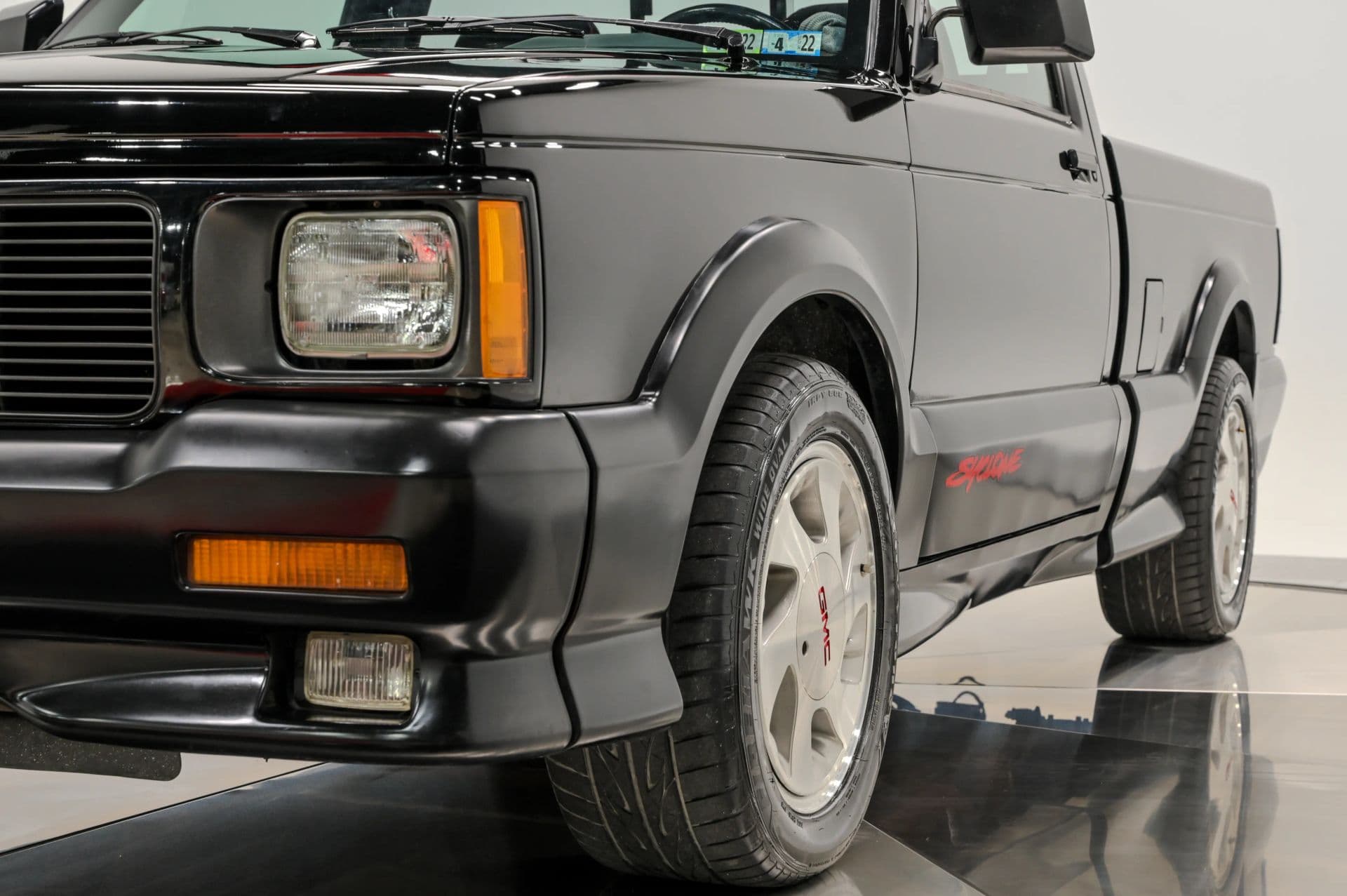 1991 GMC Sonoma SLS Reg Cab 4WD - thumbnail 19