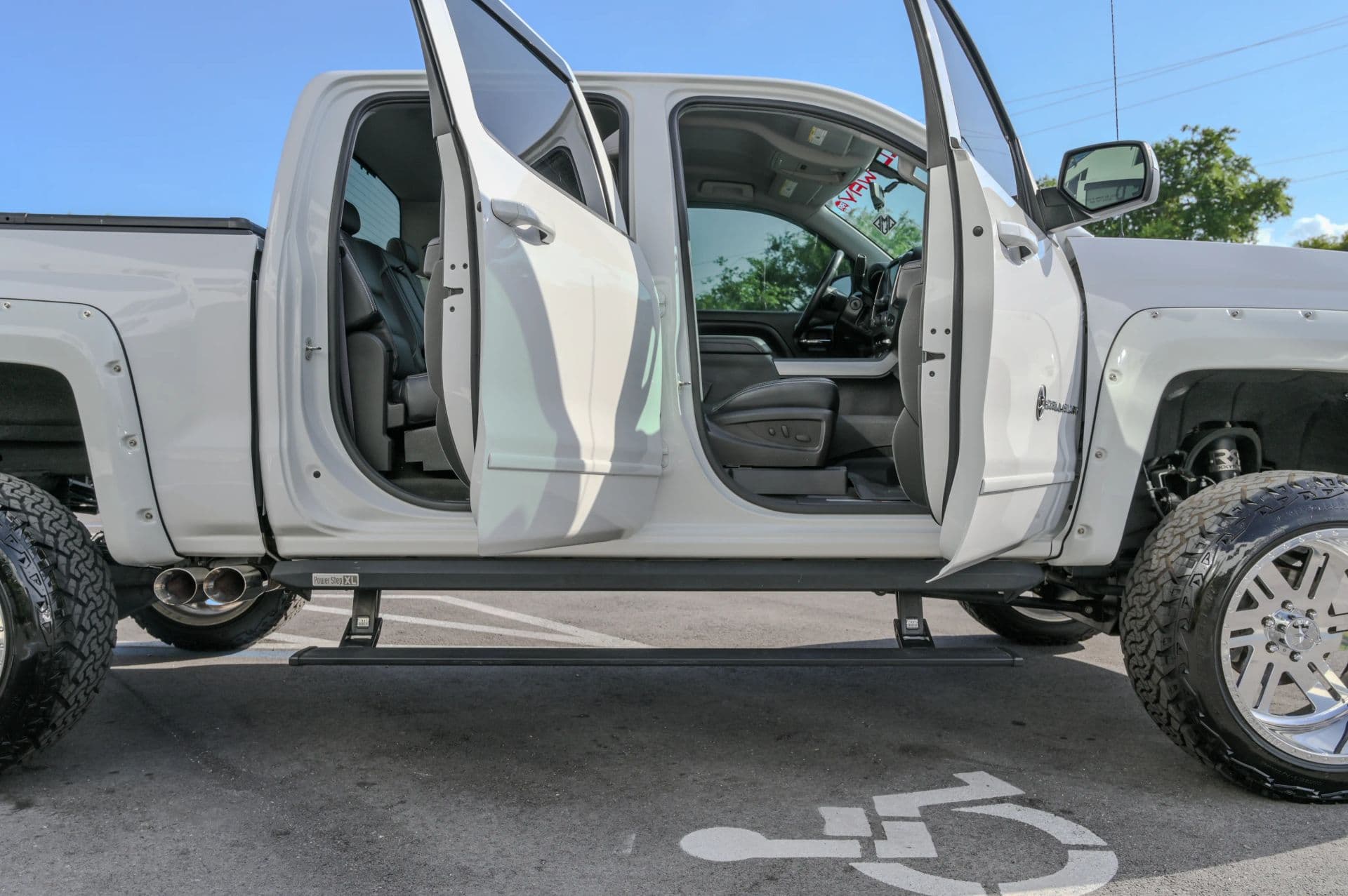2015 Chevrolet Silverado 1500 Callaway Z71 LT Pickup 4D 5 3/4 ft - thumbnail 27
