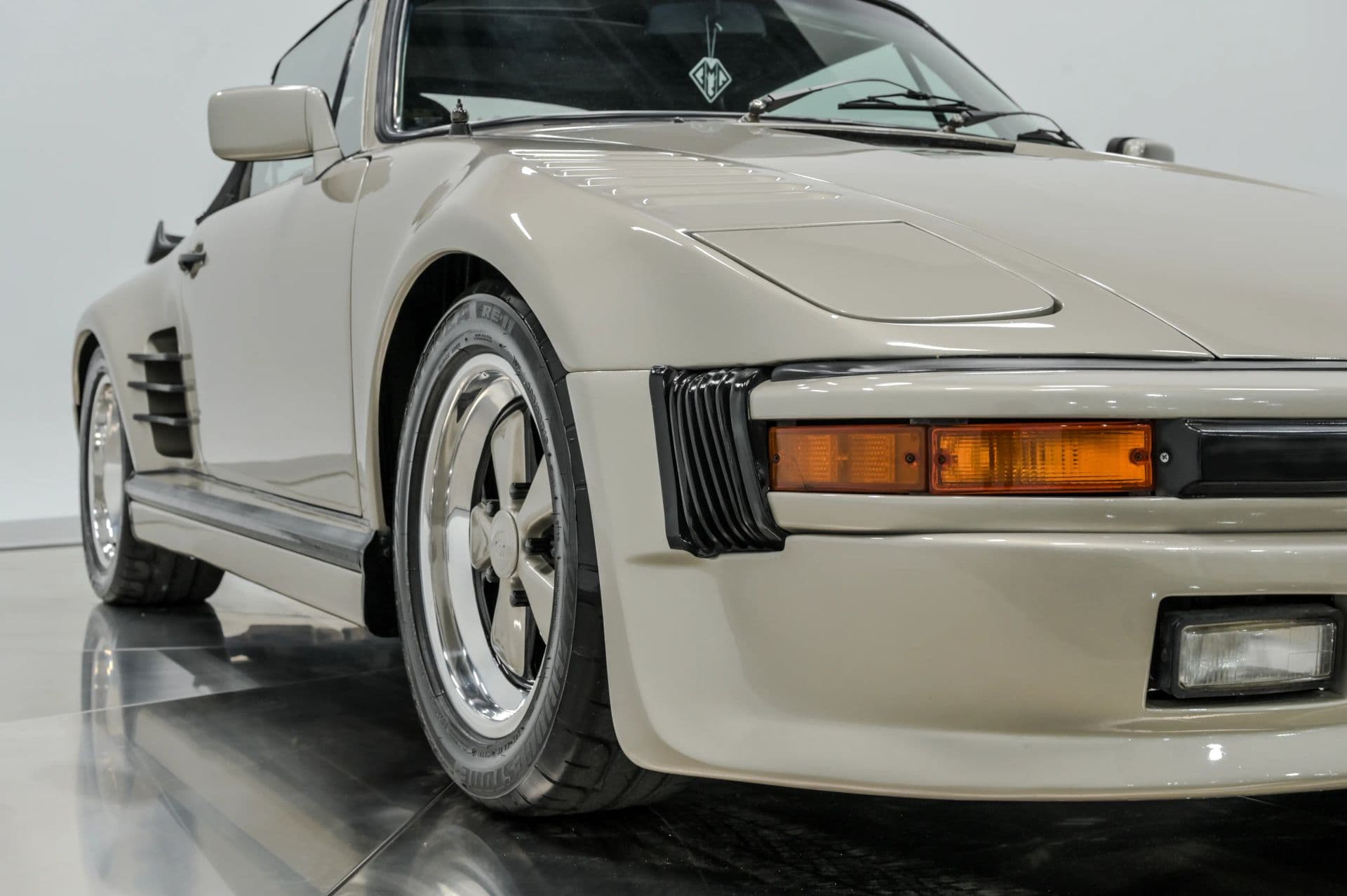 1969 Porsche 911 - thumbnail 29