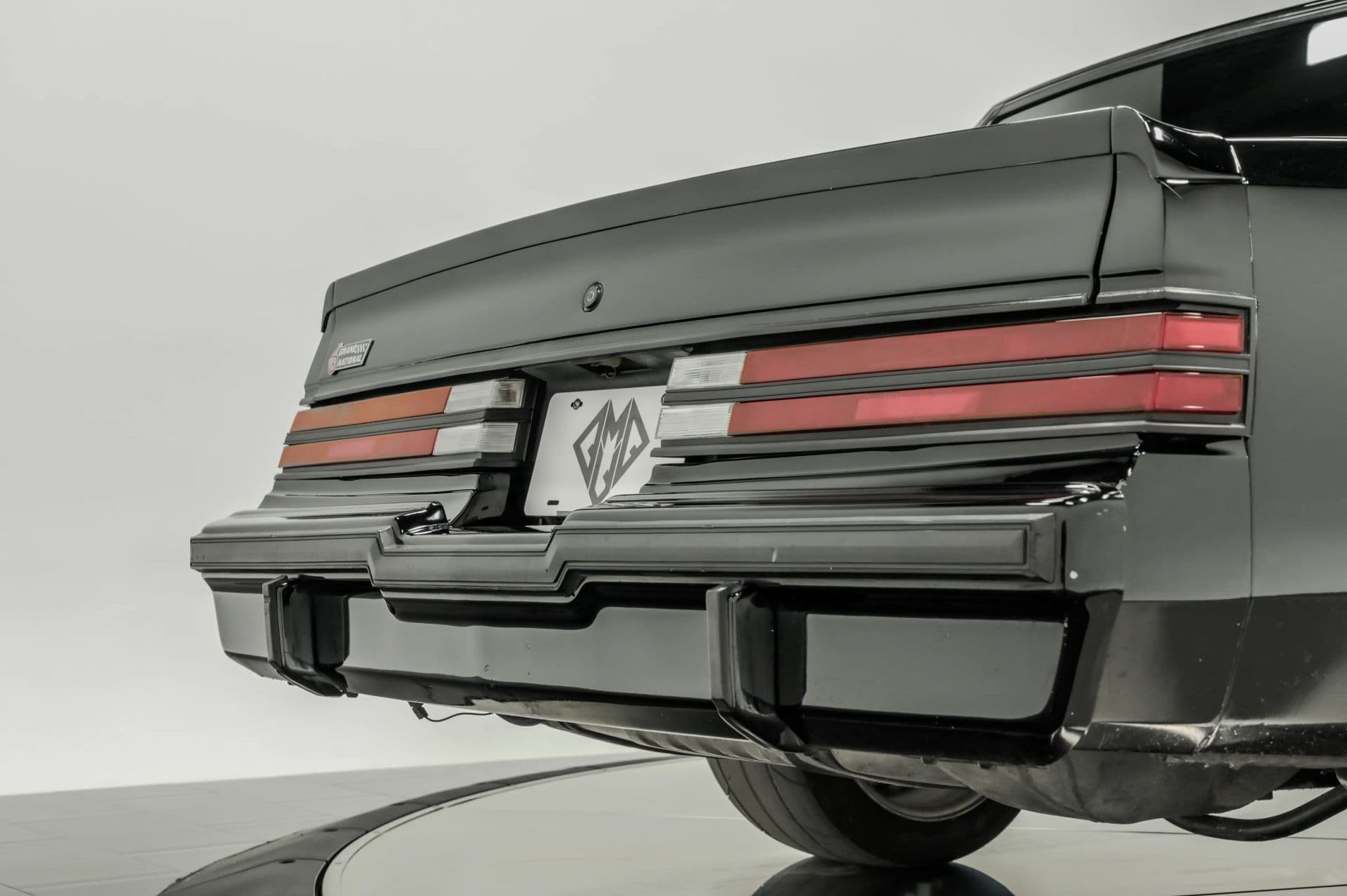 1987 Buick Grand National - thumbnail 27