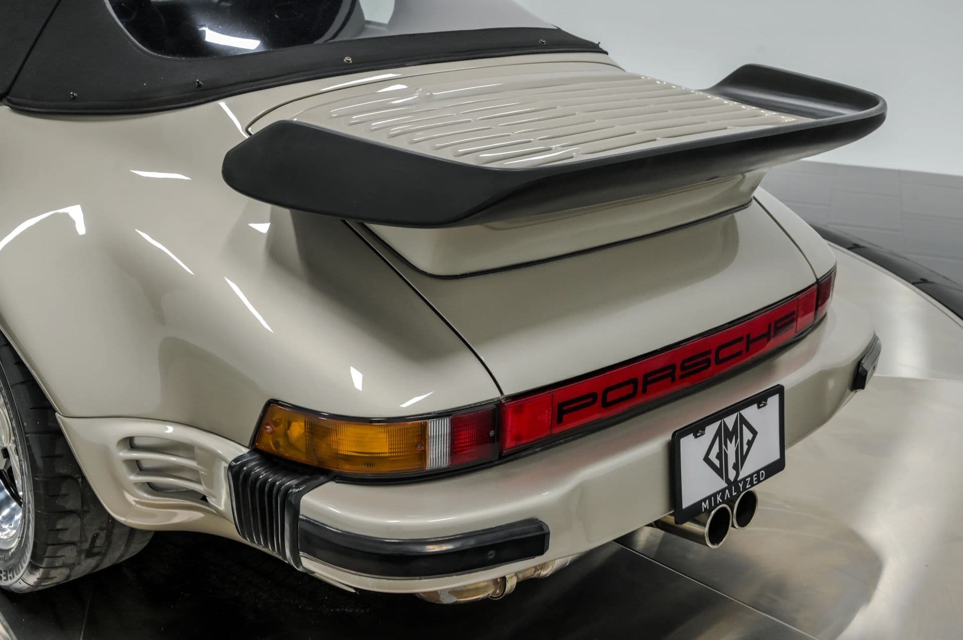 1969 Porsche 911 - thumbnail 23