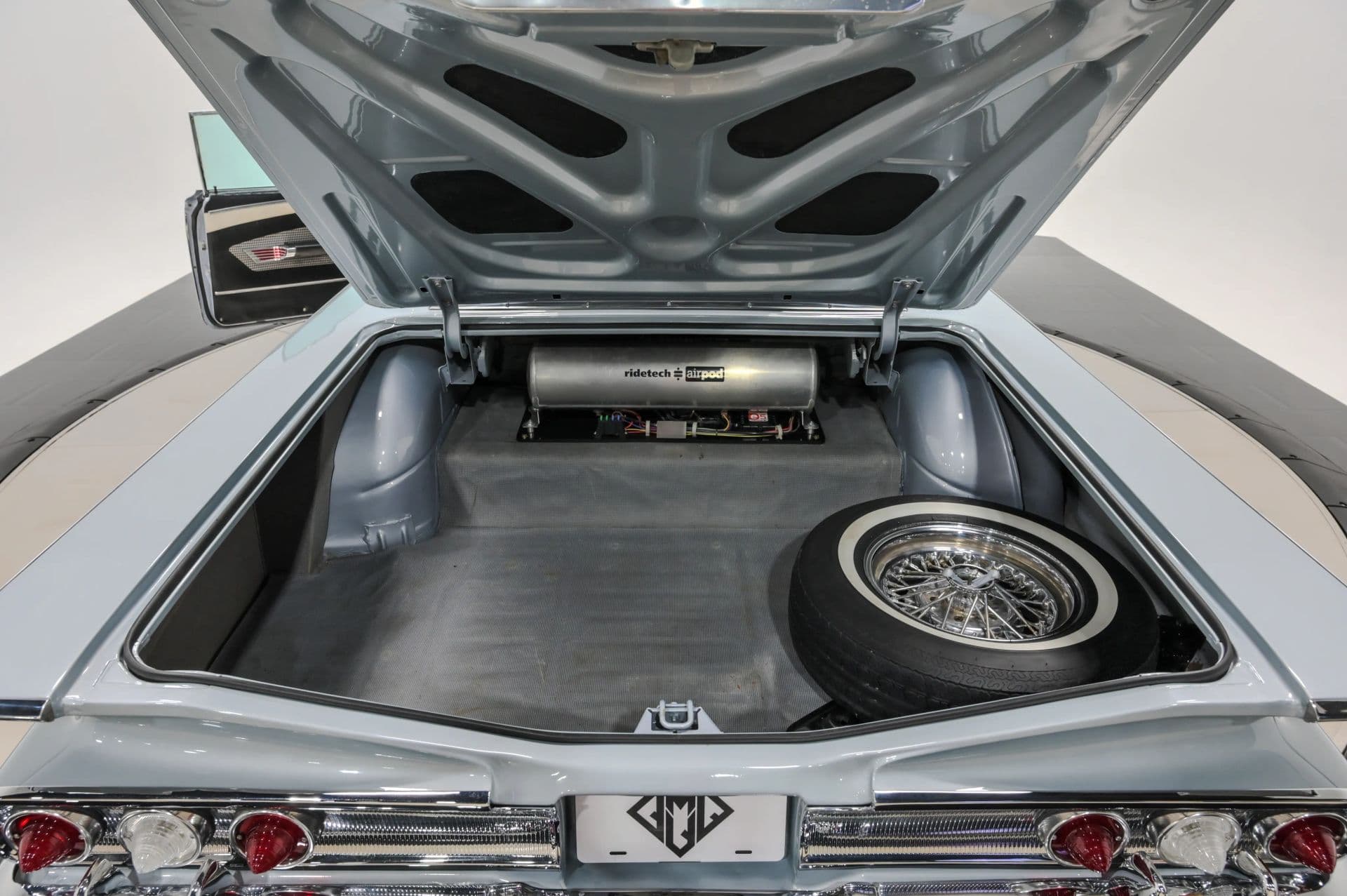 1960 Chevrolet Impala - thumbnail 54