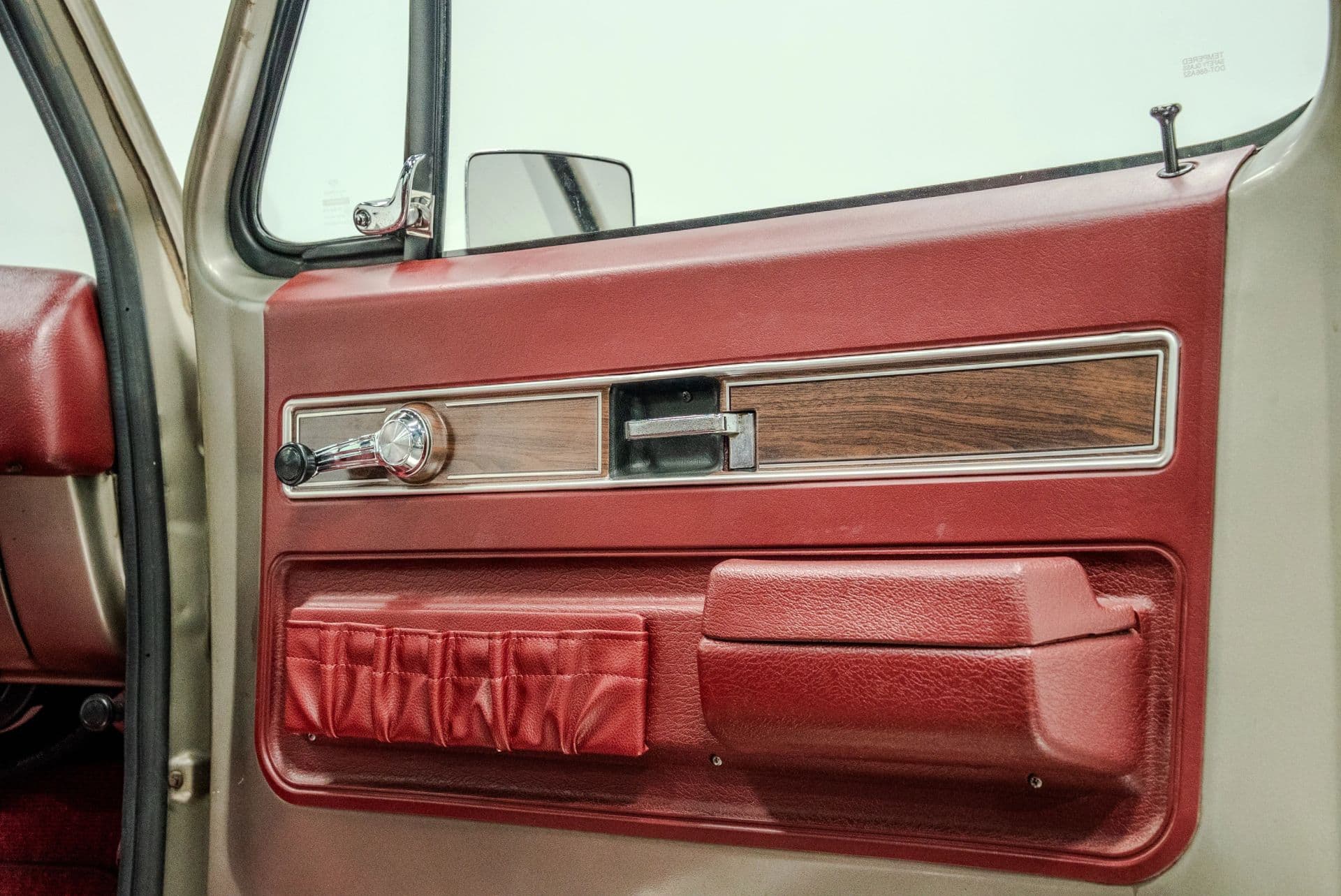 1975 Chevrolet C10 - thumbnail 53