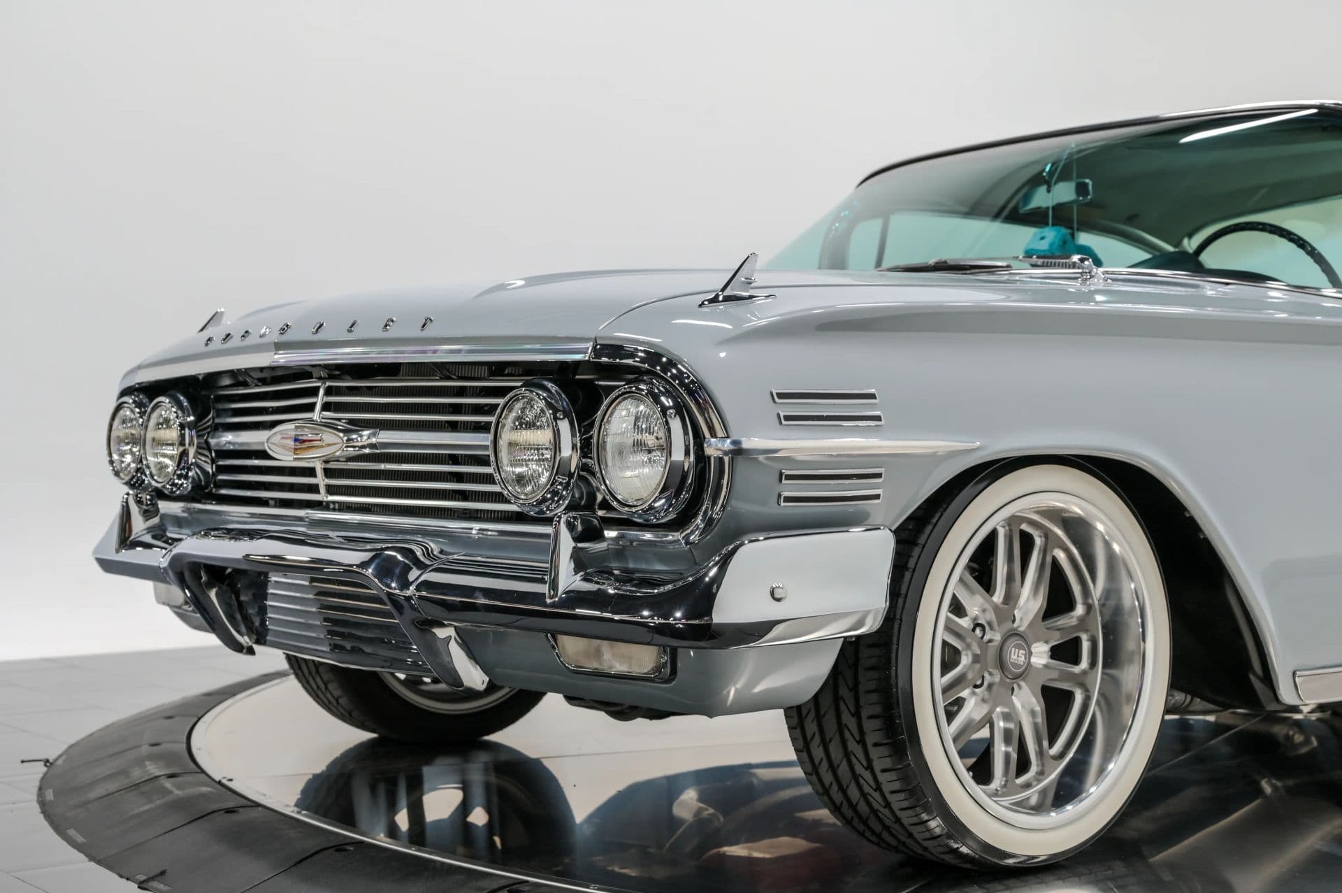 1960 Chevrolet Impala - thumbnail 13