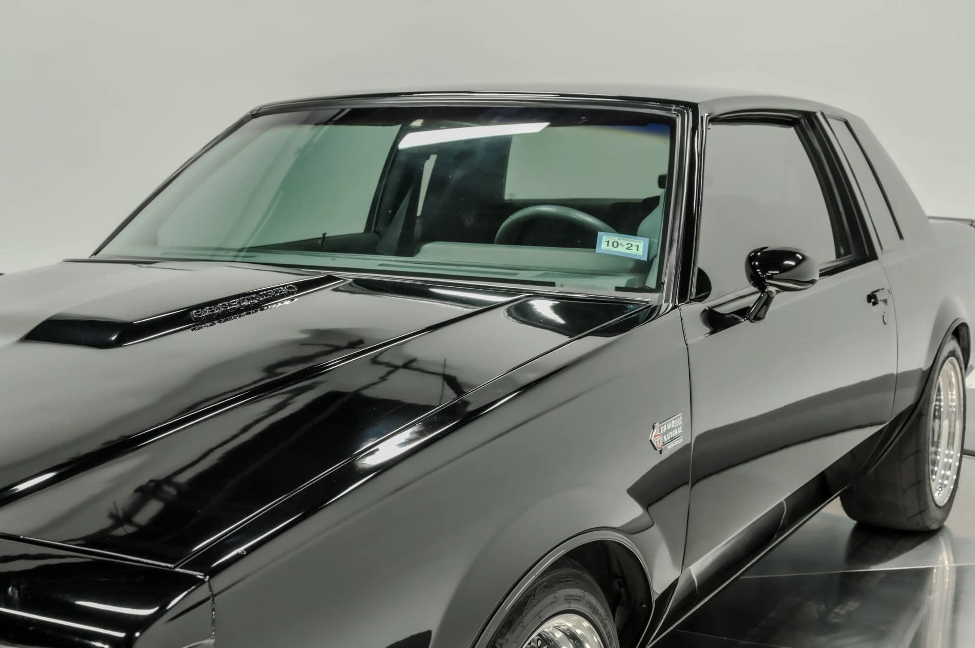 1987 Buick Grand National - thumbnail 22