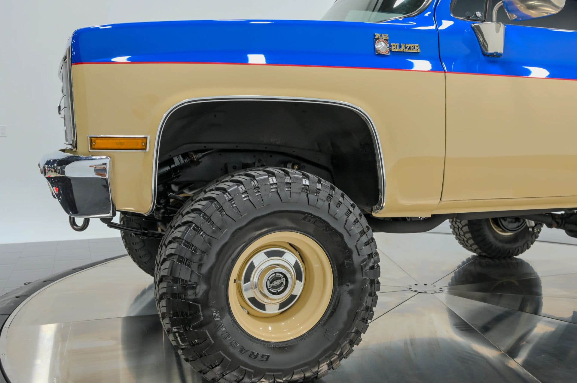 1987 Chevrolet Blazer K5 Sierra 2D SUV 4WD - thumbnail 22