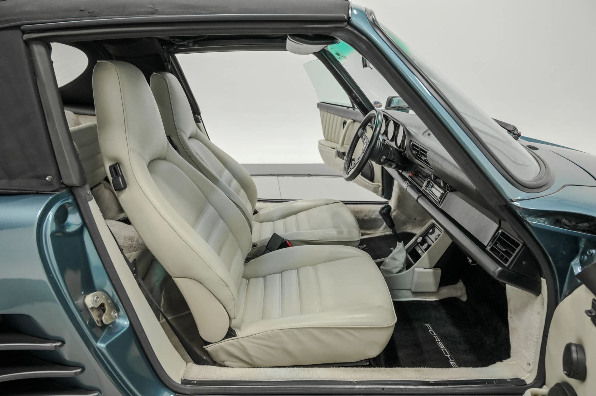 1987 Porsche 911 2D Cabriolet - thumbnail 41