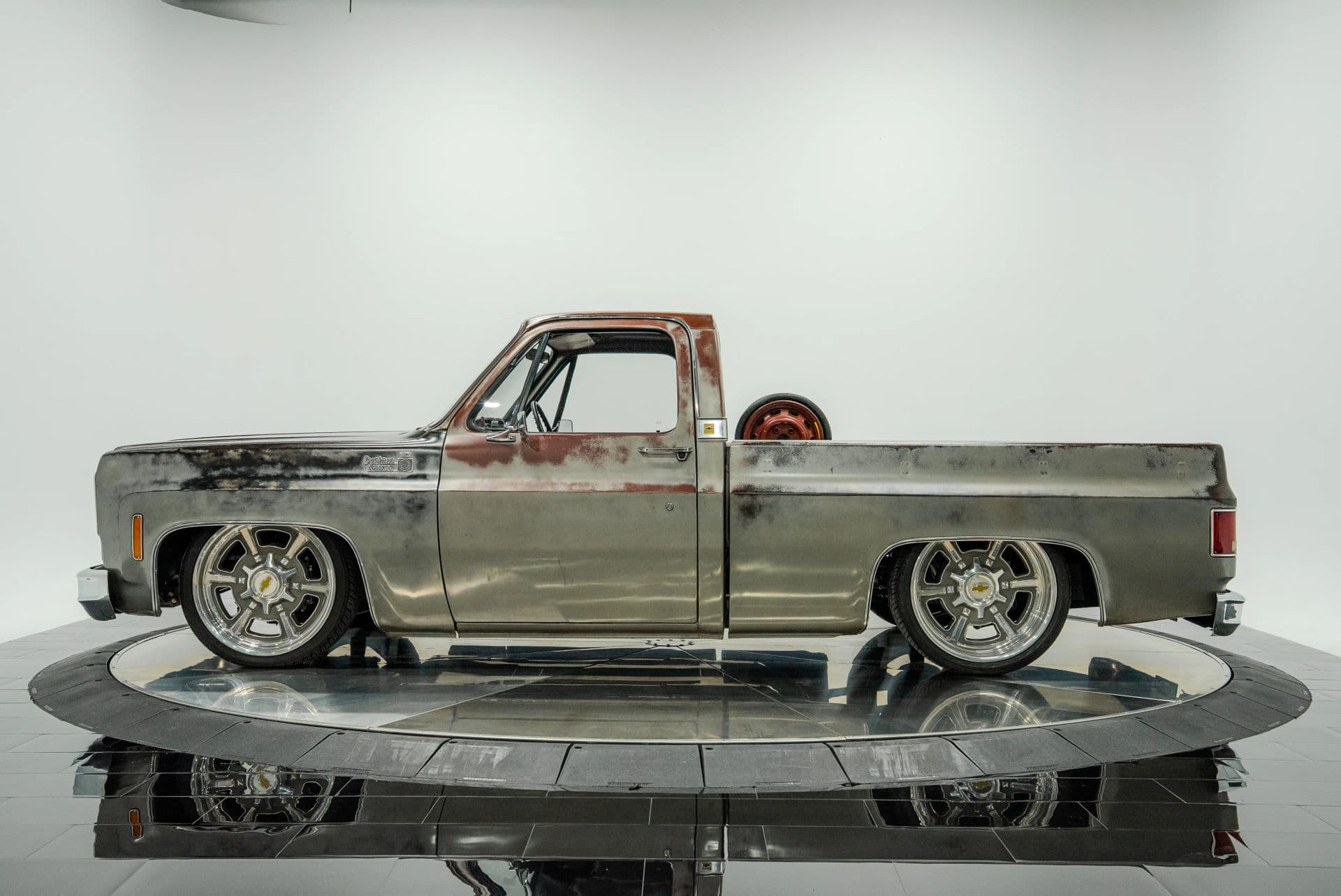 1975 Chevrolet C10 - thumbnail 3