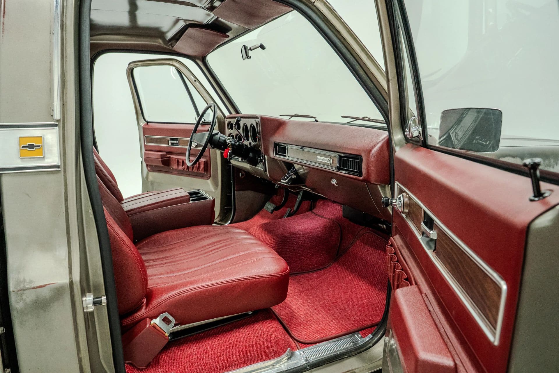 1975 Chevrolet C10 - thumbnail 49