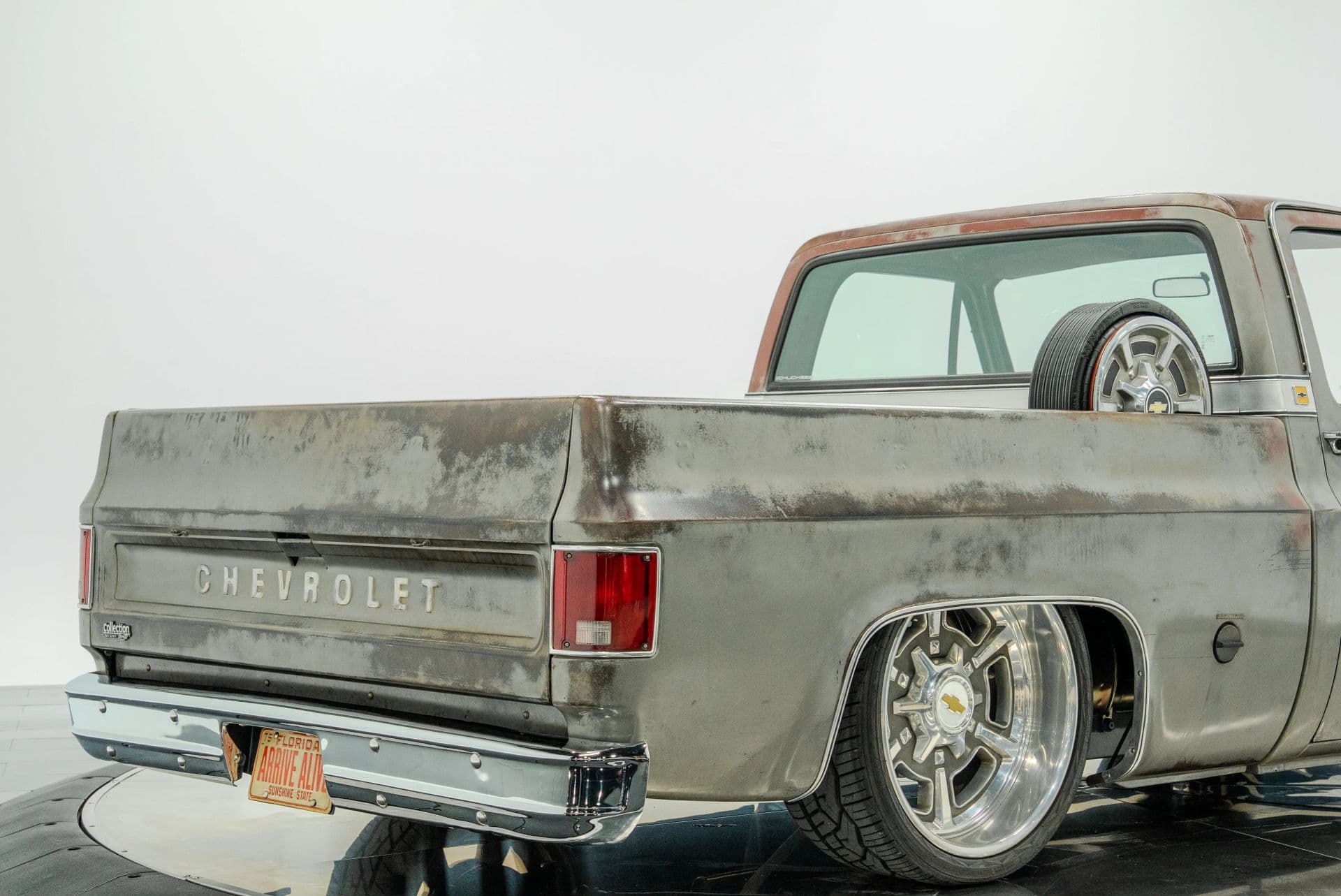 1975 Chevrolet C10 - thumbnail 27