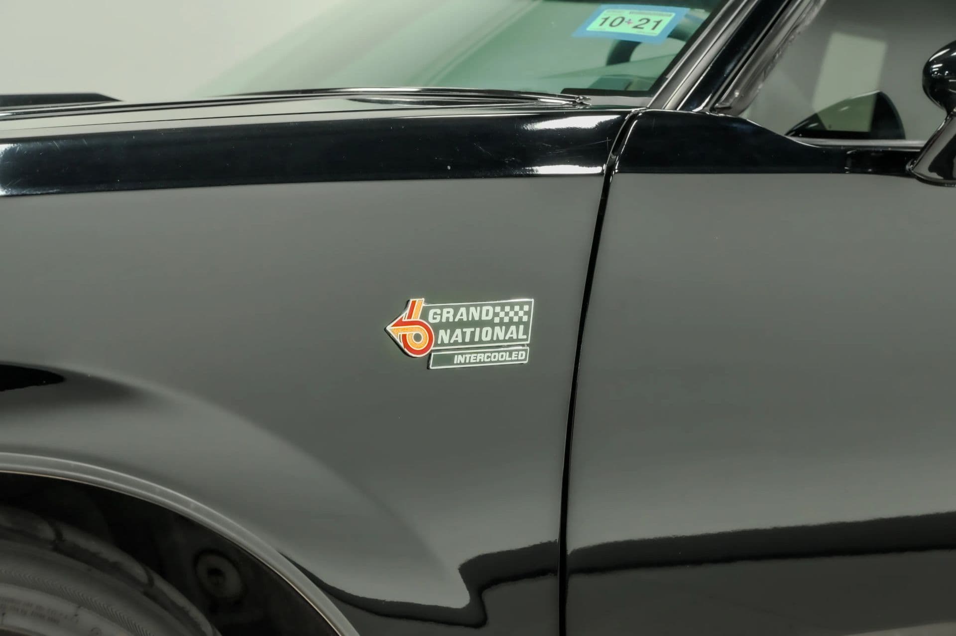 1987 Buick Grand National - thumbnail 21