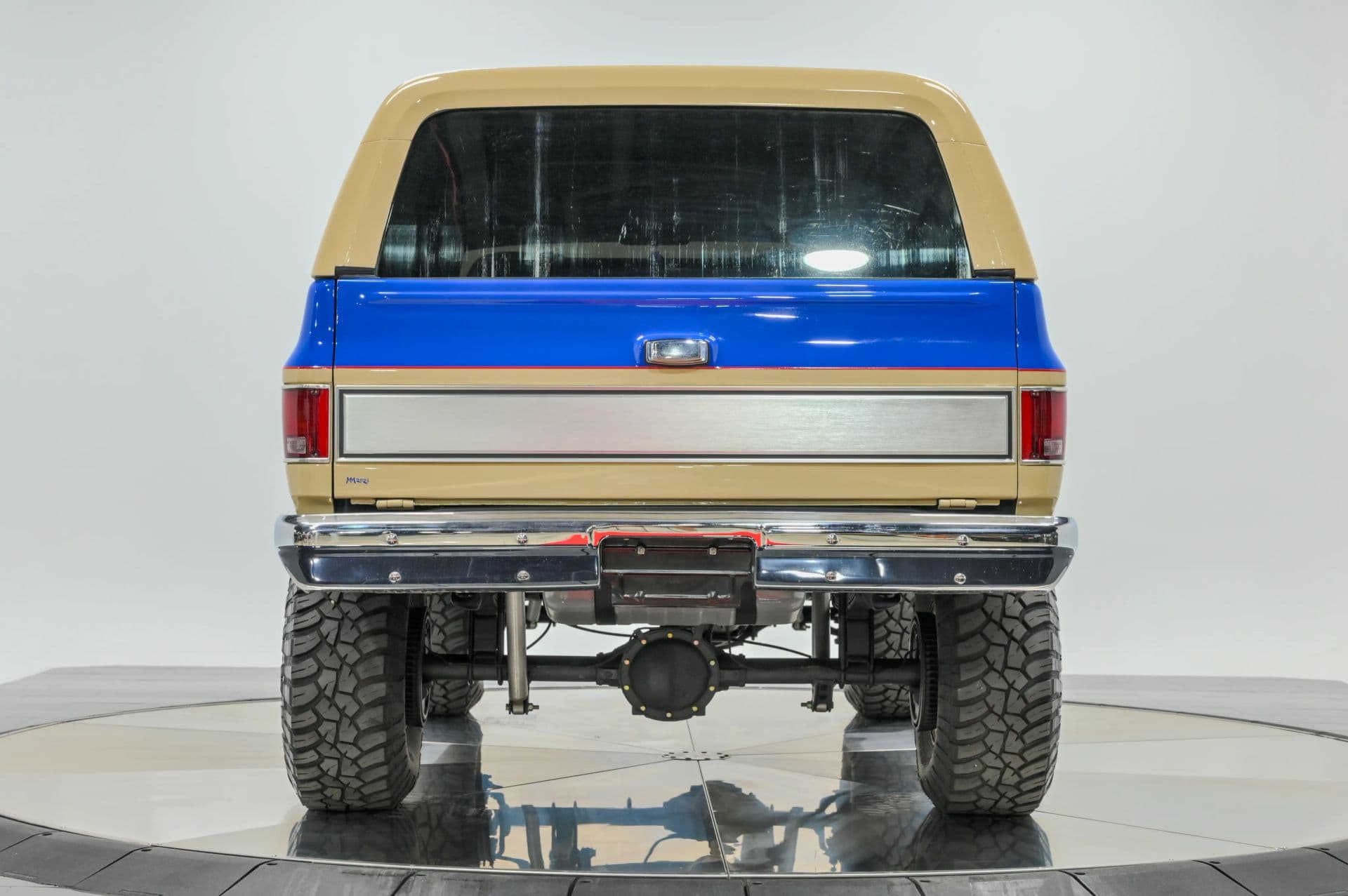 1987 Chevrolet Blazer K5 Sierra 2D SUV 4WD - thumbnail 6