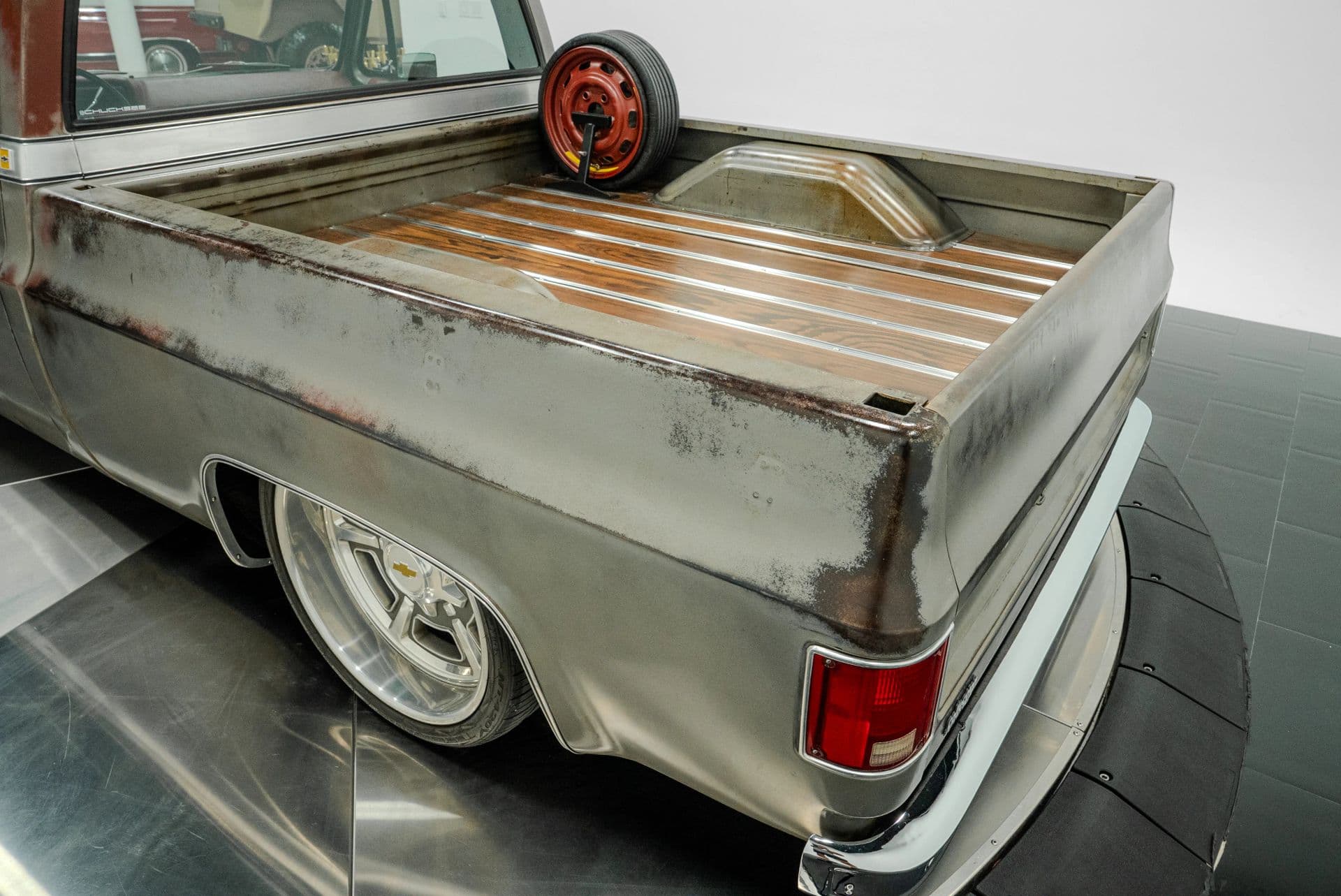 1975 Chevrolet C10 - thumbnail 26