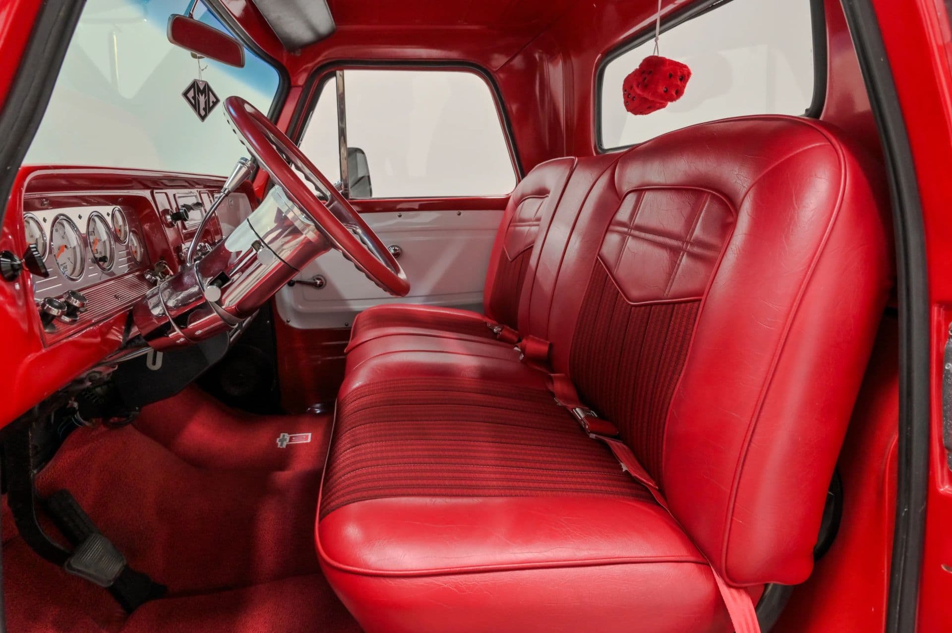 1965 Chevrolet C10 - thumbnail 35