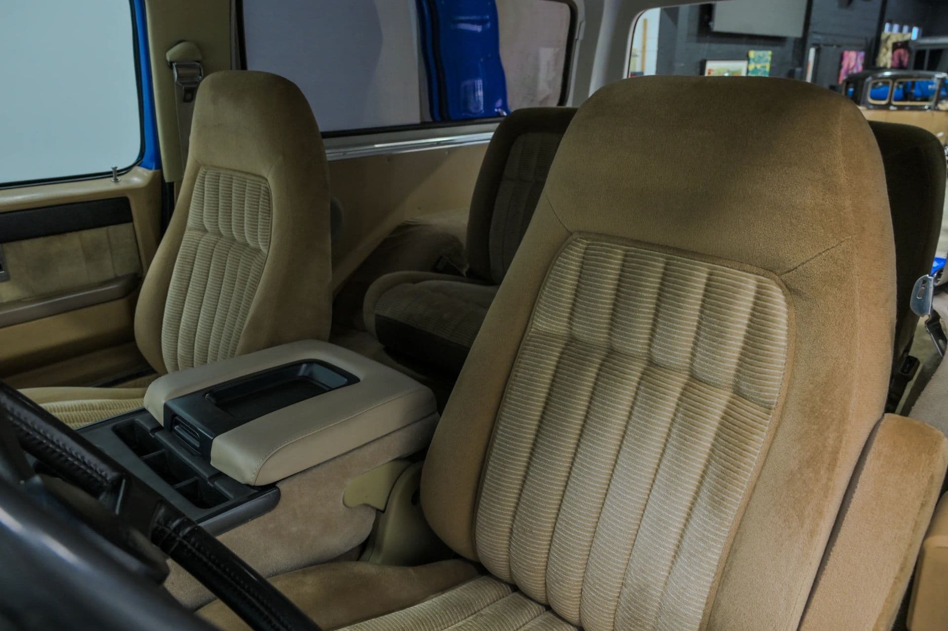1987 Chevrolet Blazer K5 Sierra 2D SUV 4WD - thumbnail 39