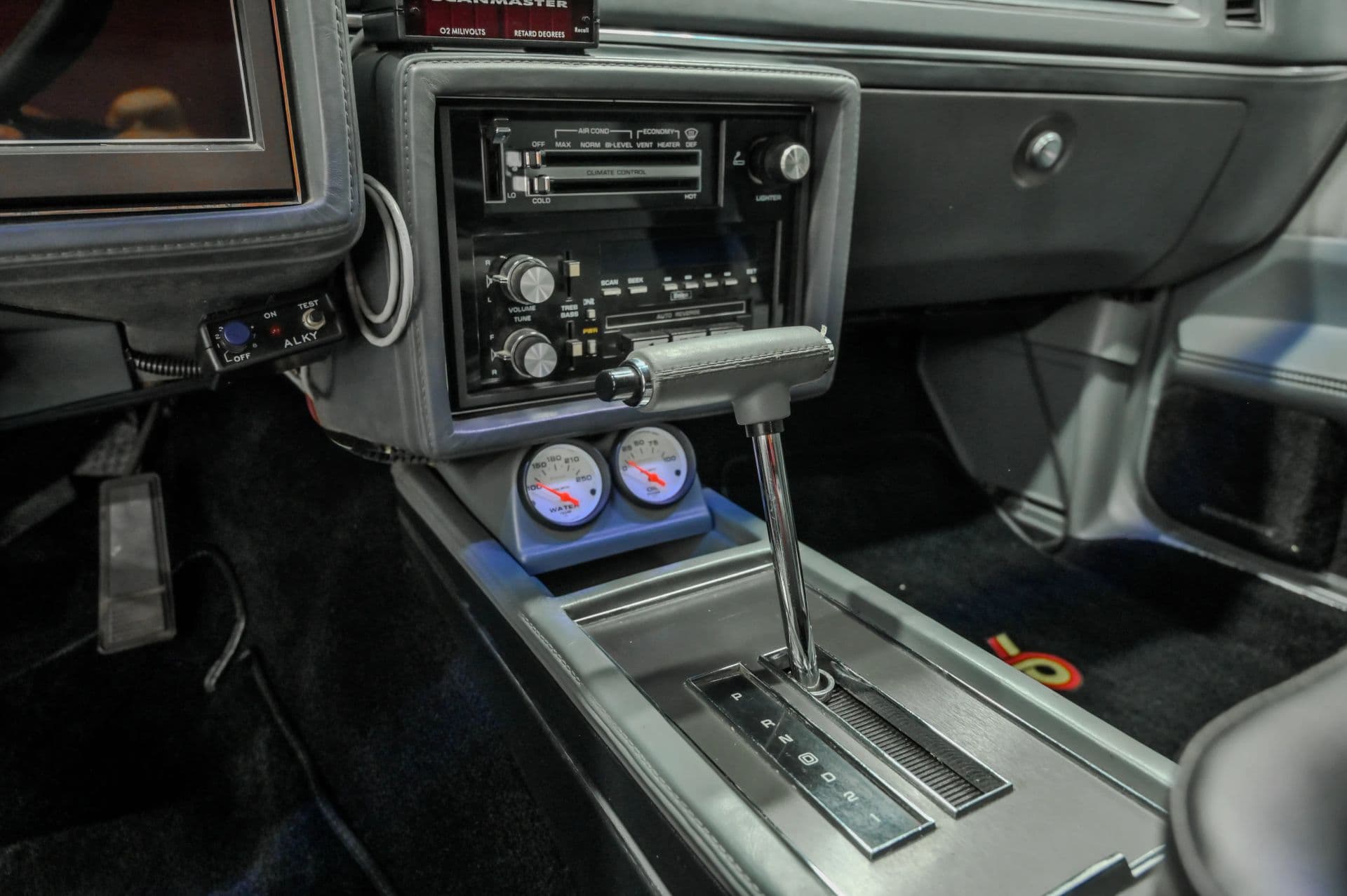 1987 Buick Grand National - thumbnail 37