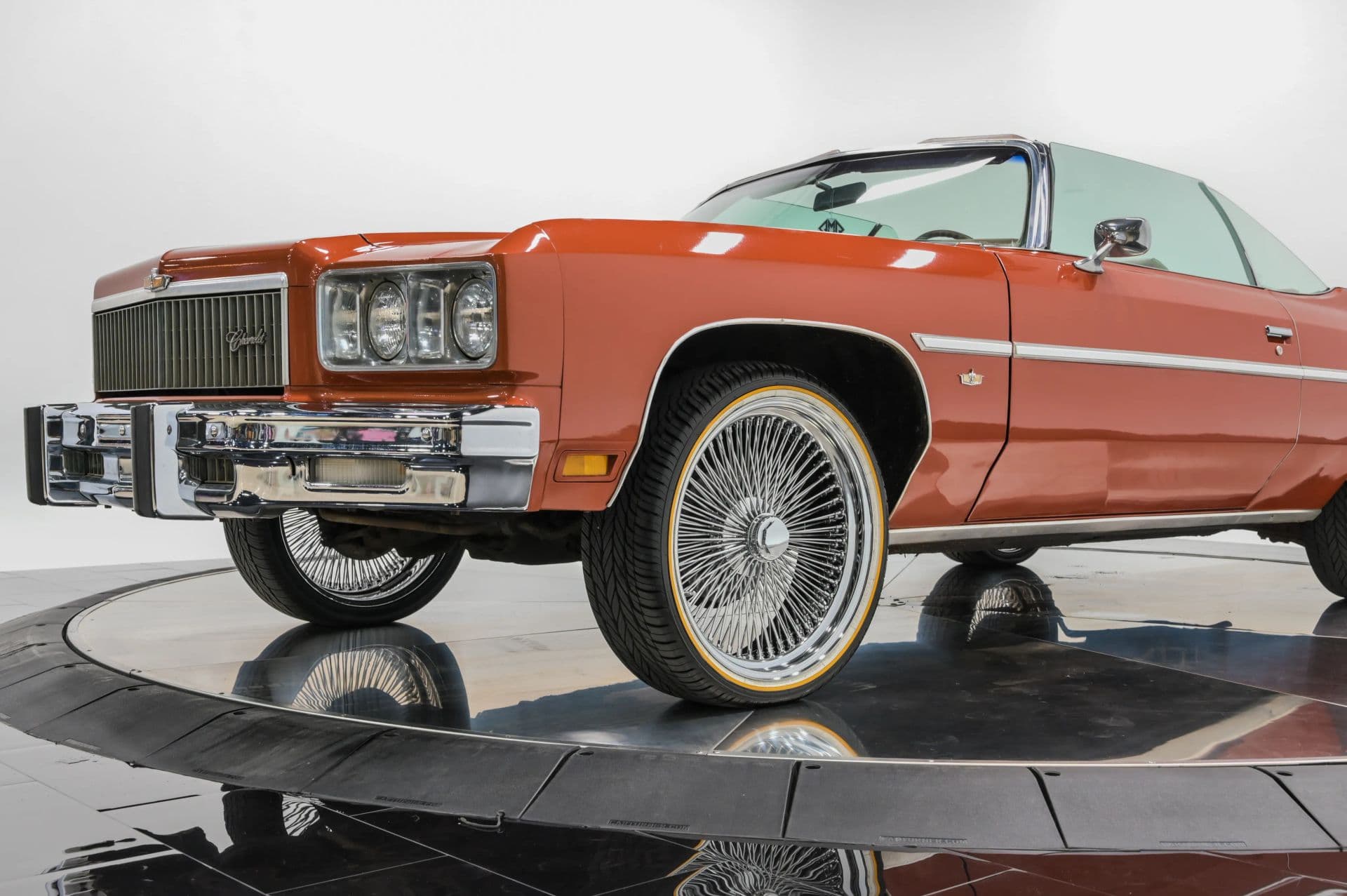 1975 Chevrolet Caprice Classic Convertible - thumbnail 14
