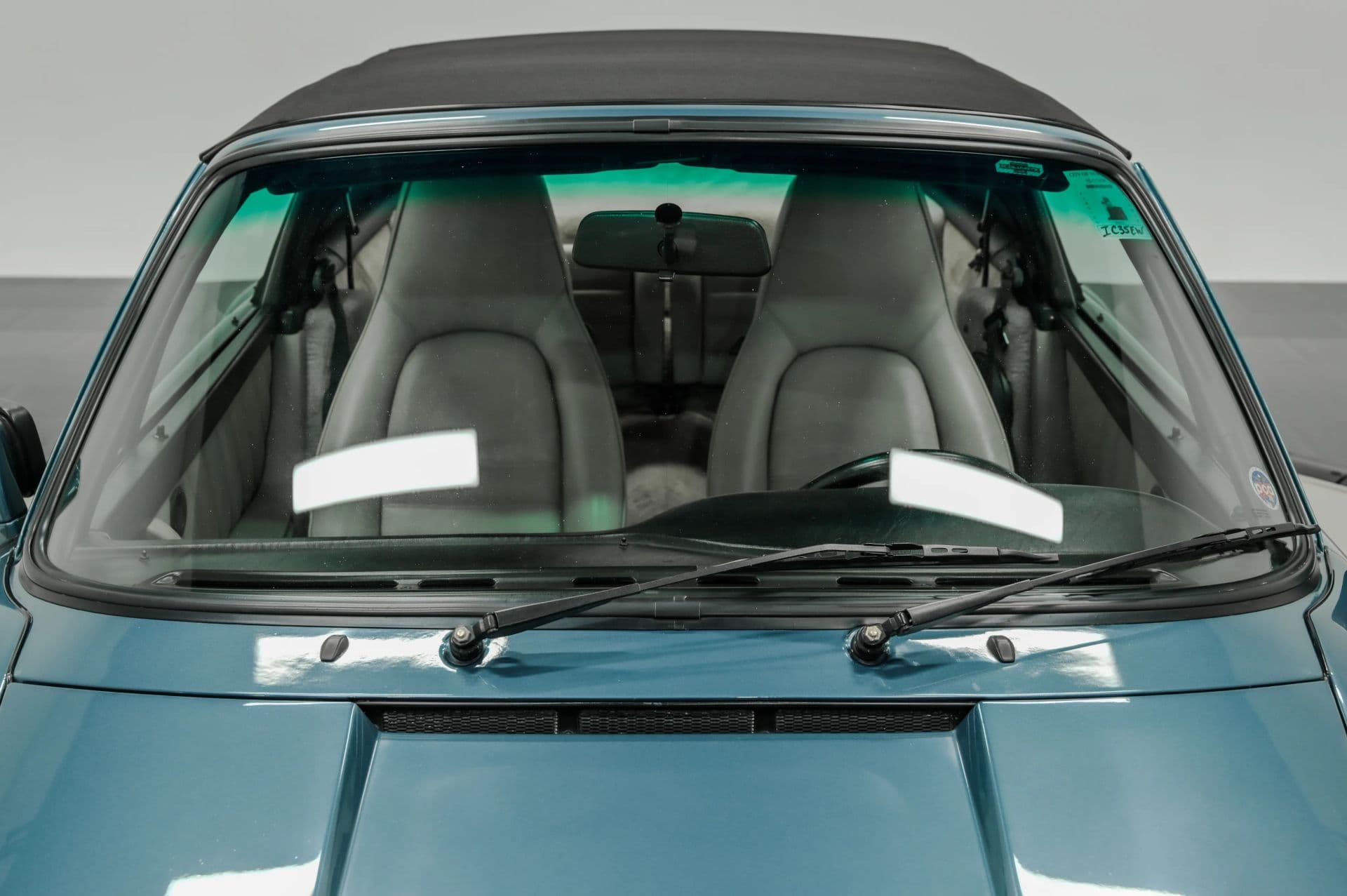 1987 Porsche 911 2D Cabriolet - thumbnail 19