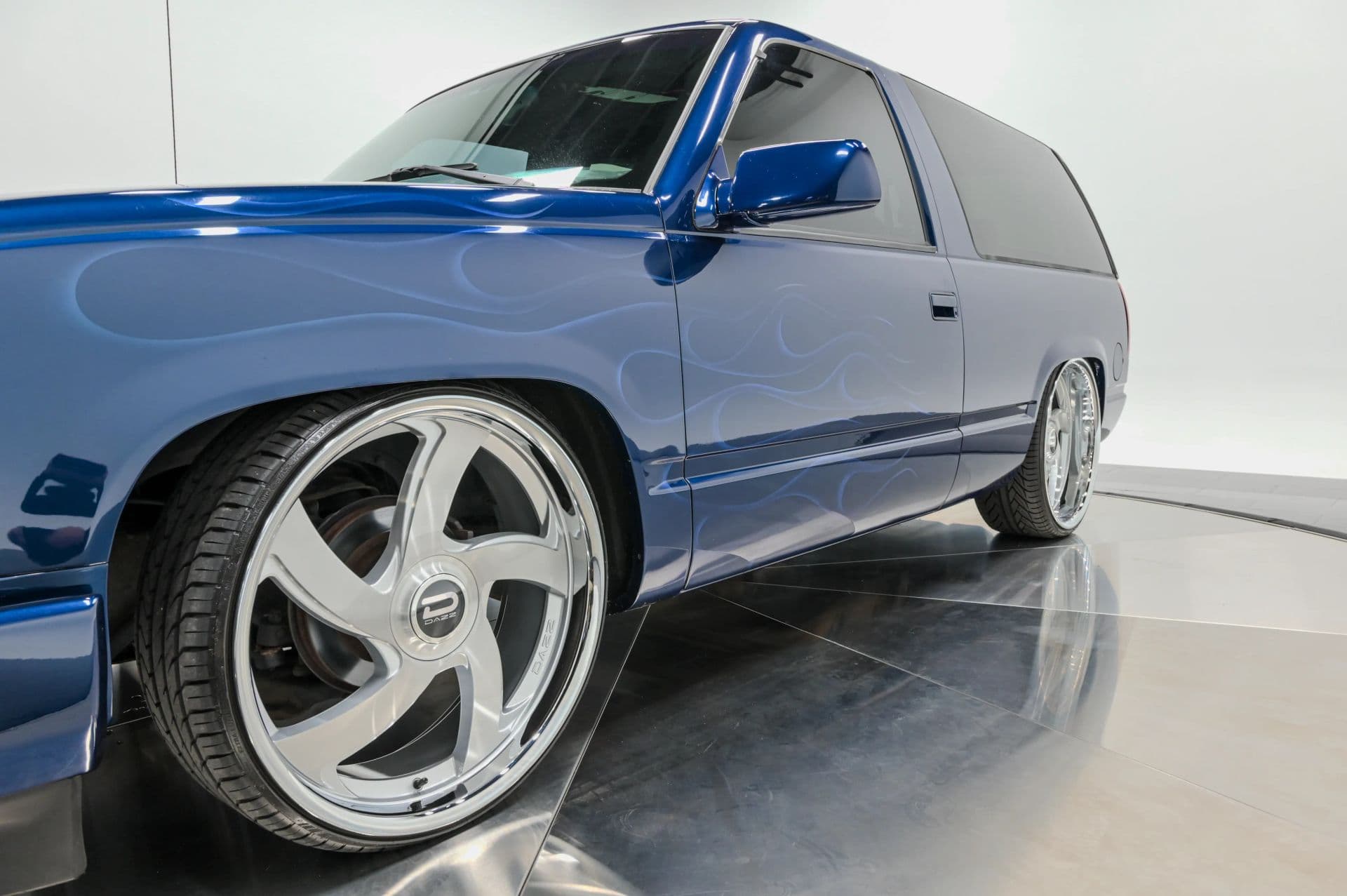 1997 Chevrolet Tahoe Sport Utility 2D - thumbnail 18