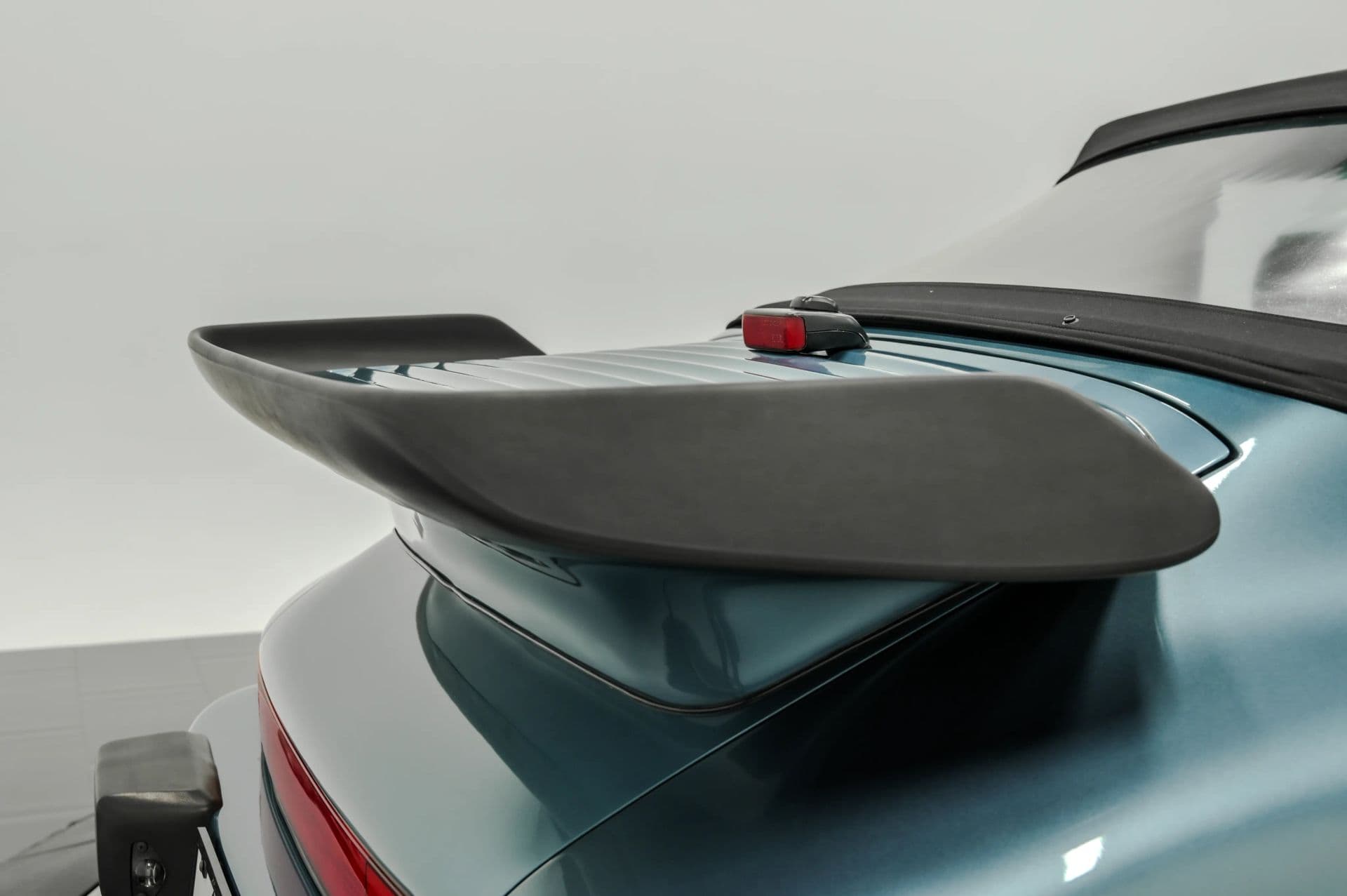1987 Porsche 911 2D Cabriolet - thumbnail 29