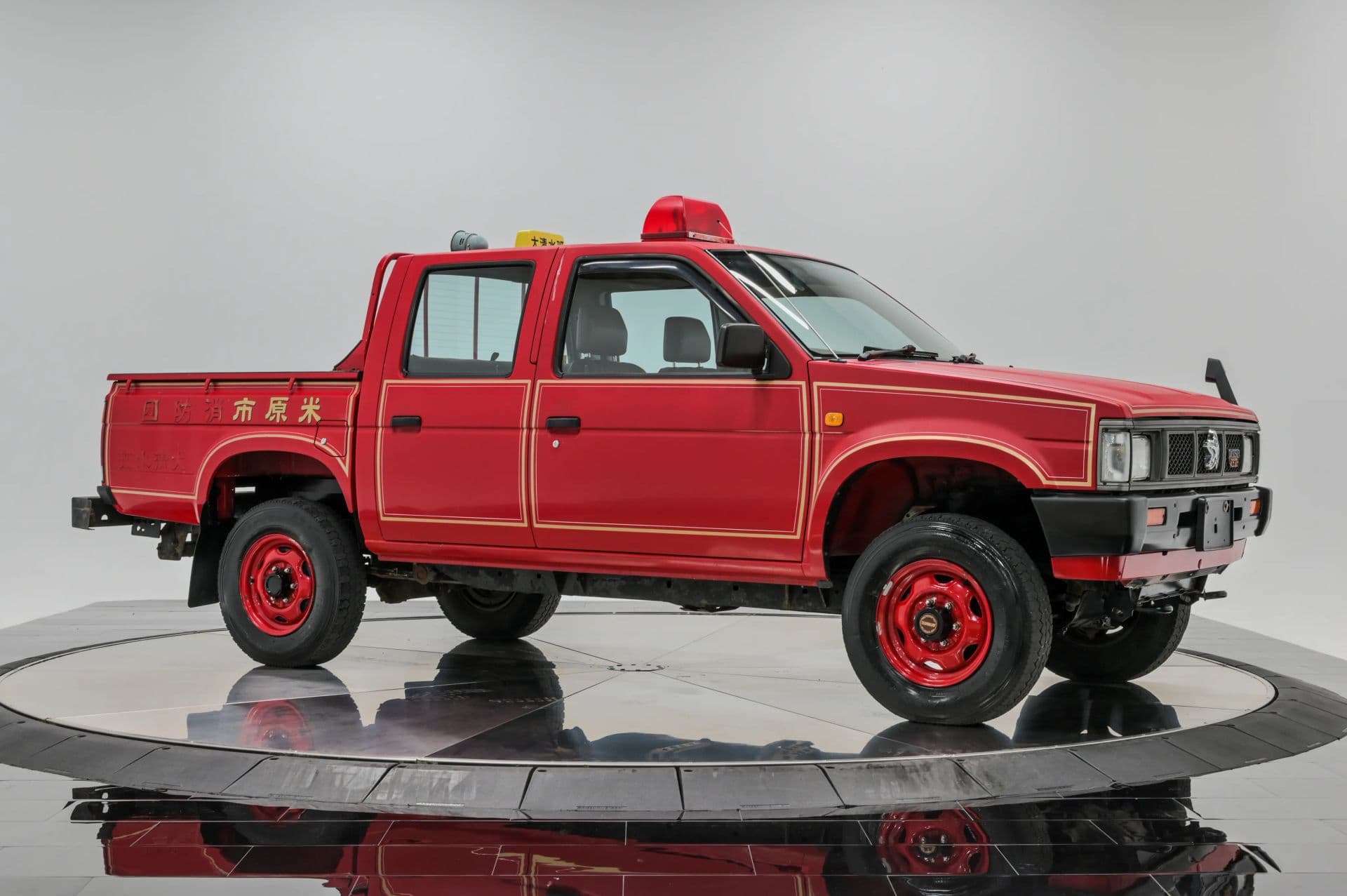 1991 Nissan Datson - thumbnail 10