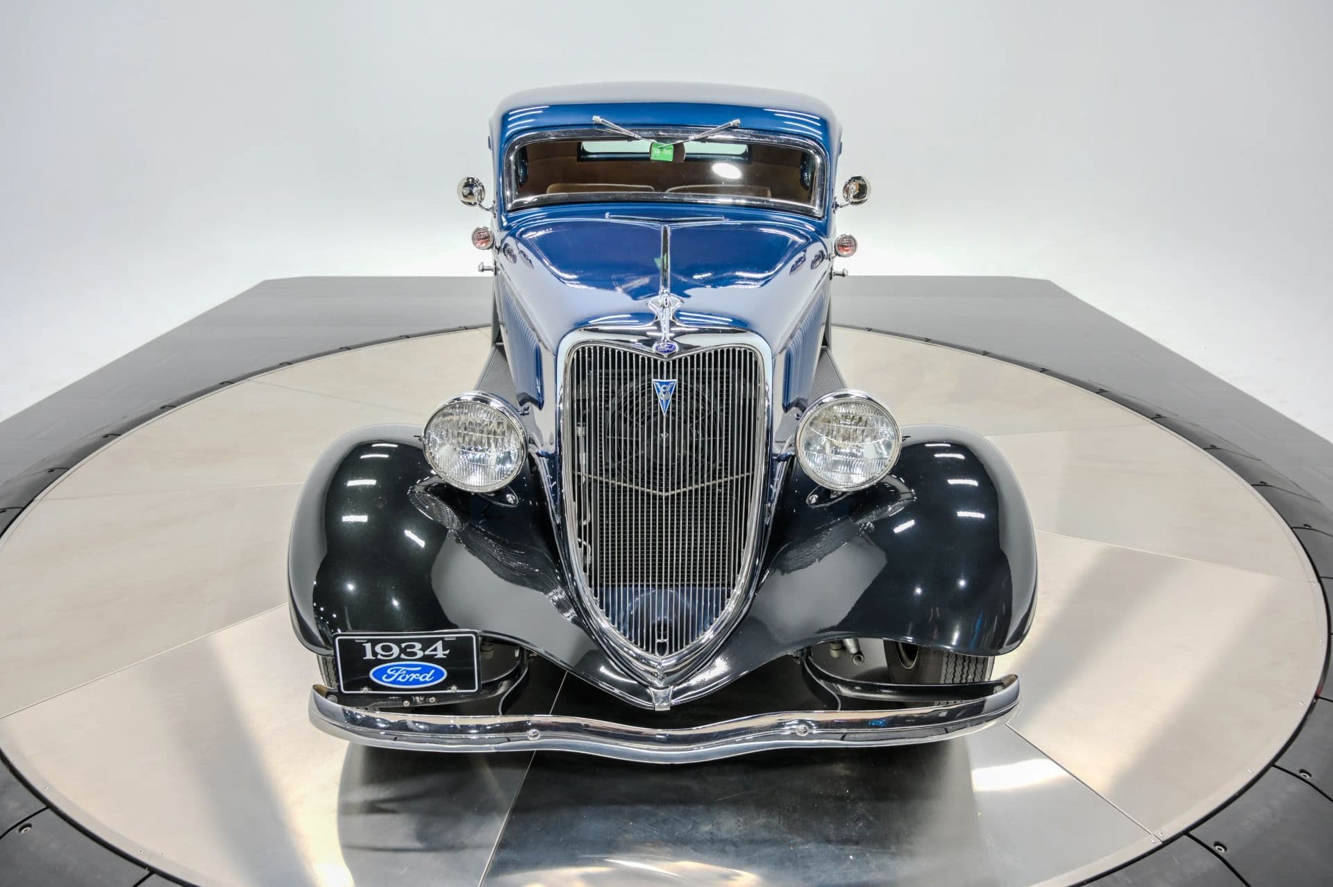 1934 FORD MODEL A - thumbnail 14