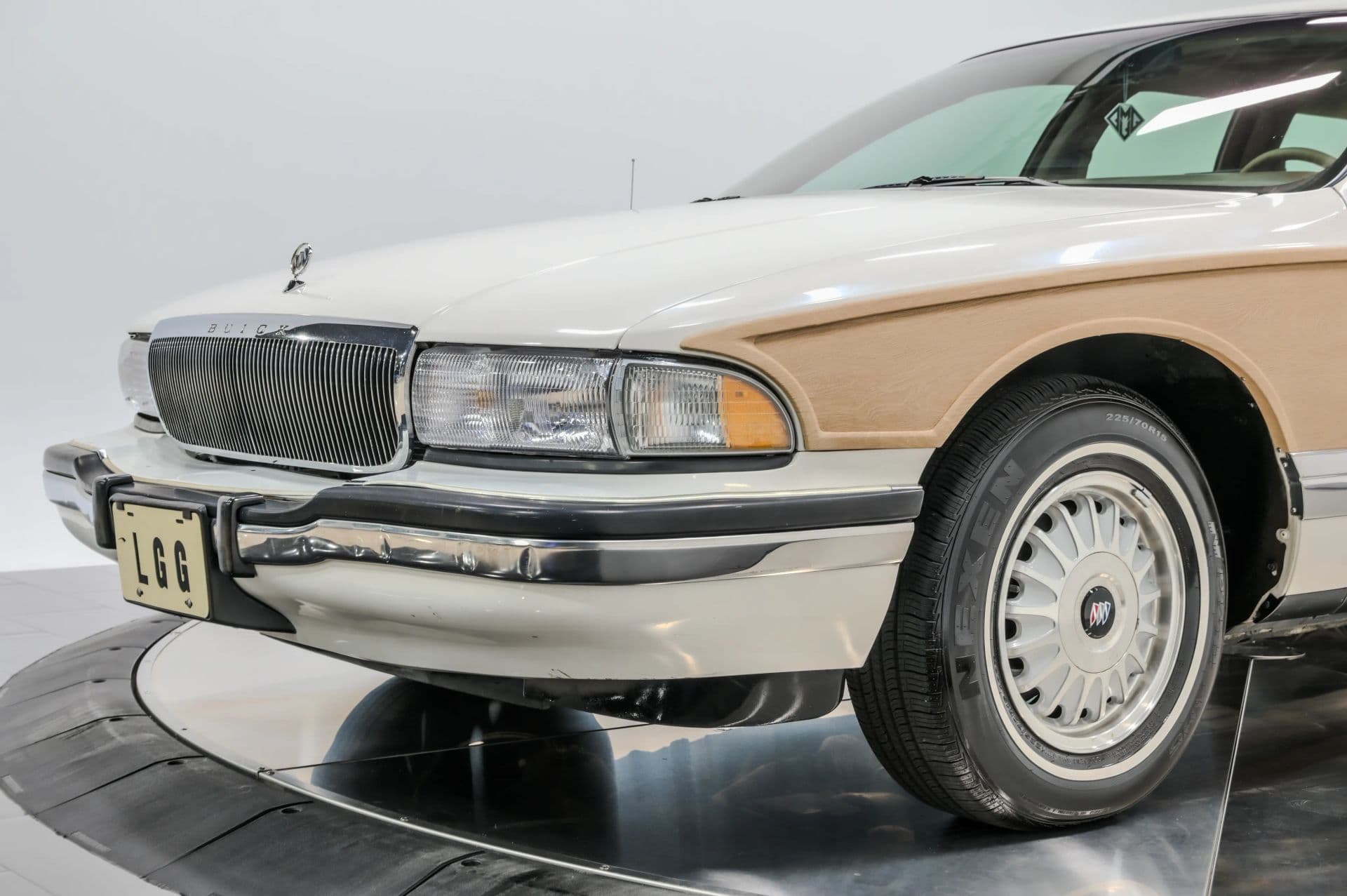 1993 Buick Roadmaster Estate Wagon 4D - thumbnail 15